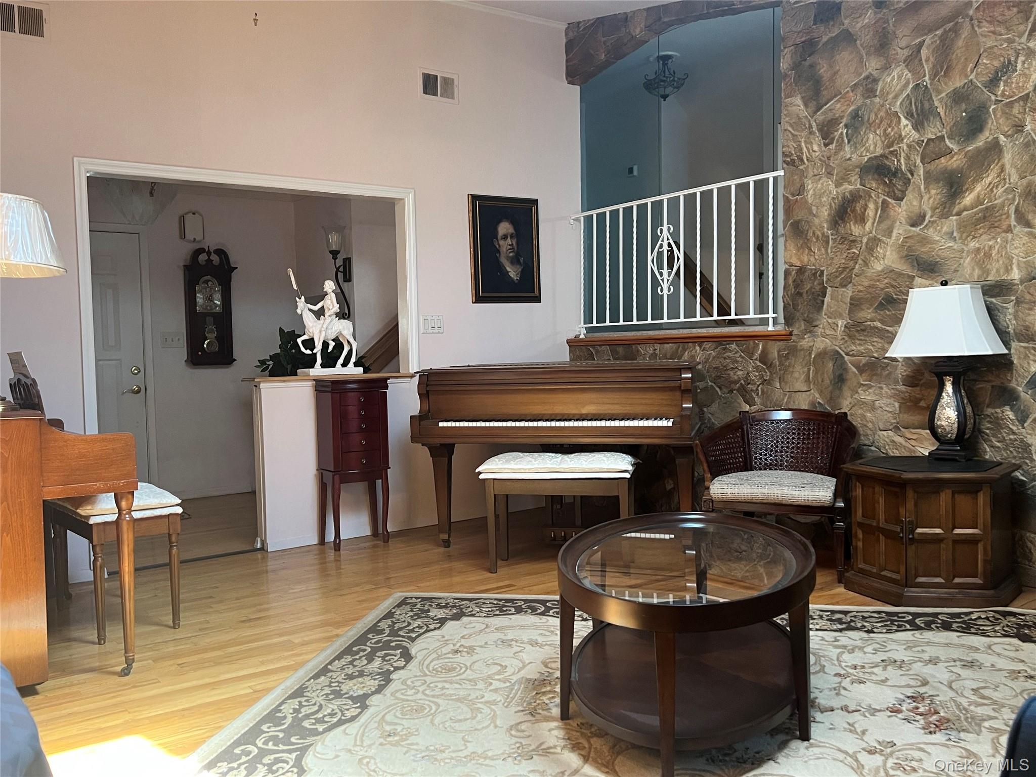 614 Bond Court, North Merrick, NY 11566