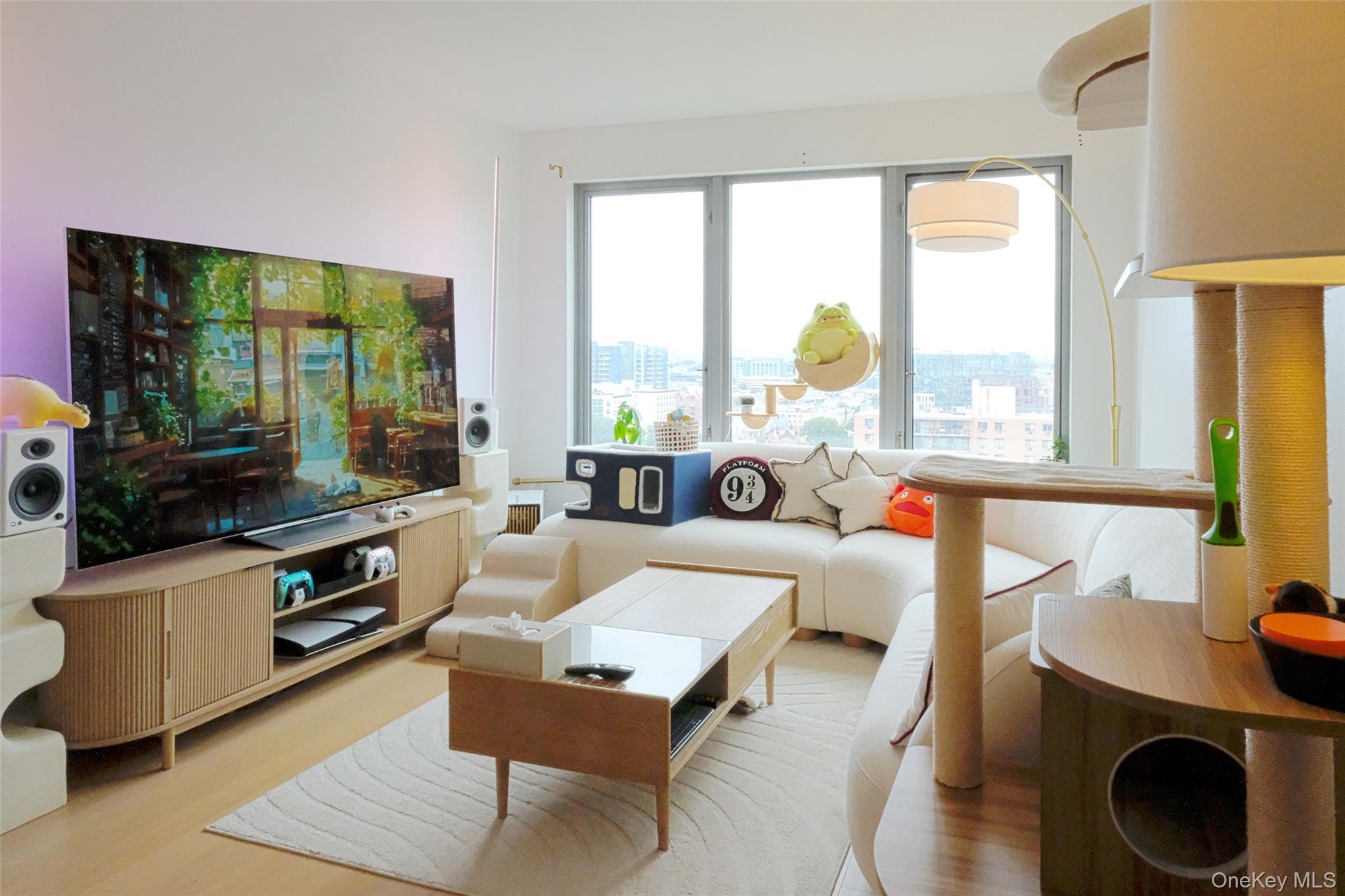 138-35 39th Avenue # 12L, Flushing, NY 11354