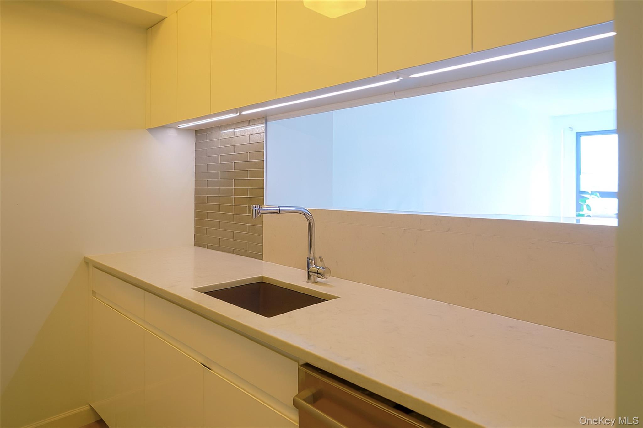 138-35 39th Avenue # 12L, Flushing, NY 11354