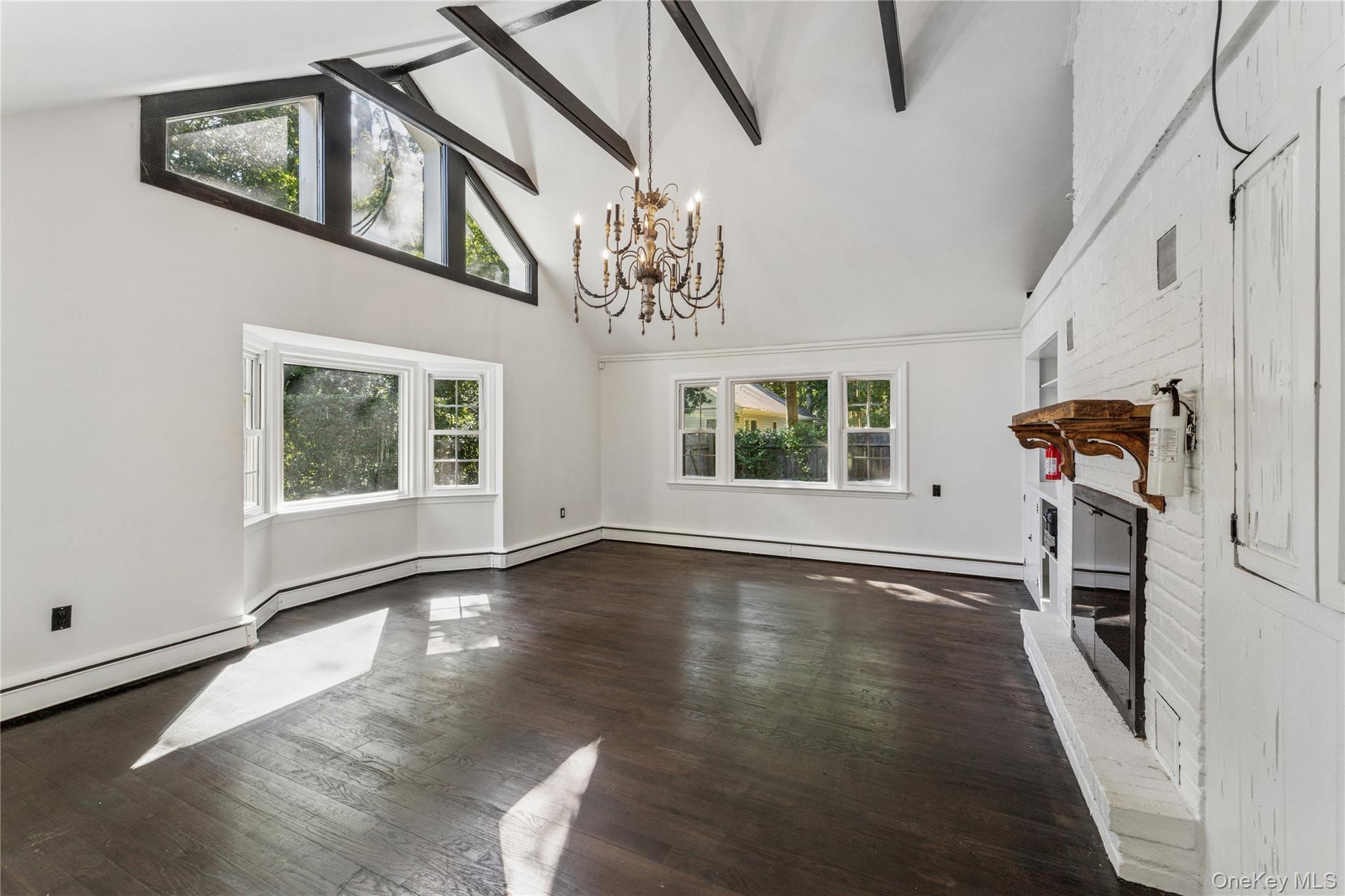 29 Squiretown Road # D, Hampton Bays, NY 11946