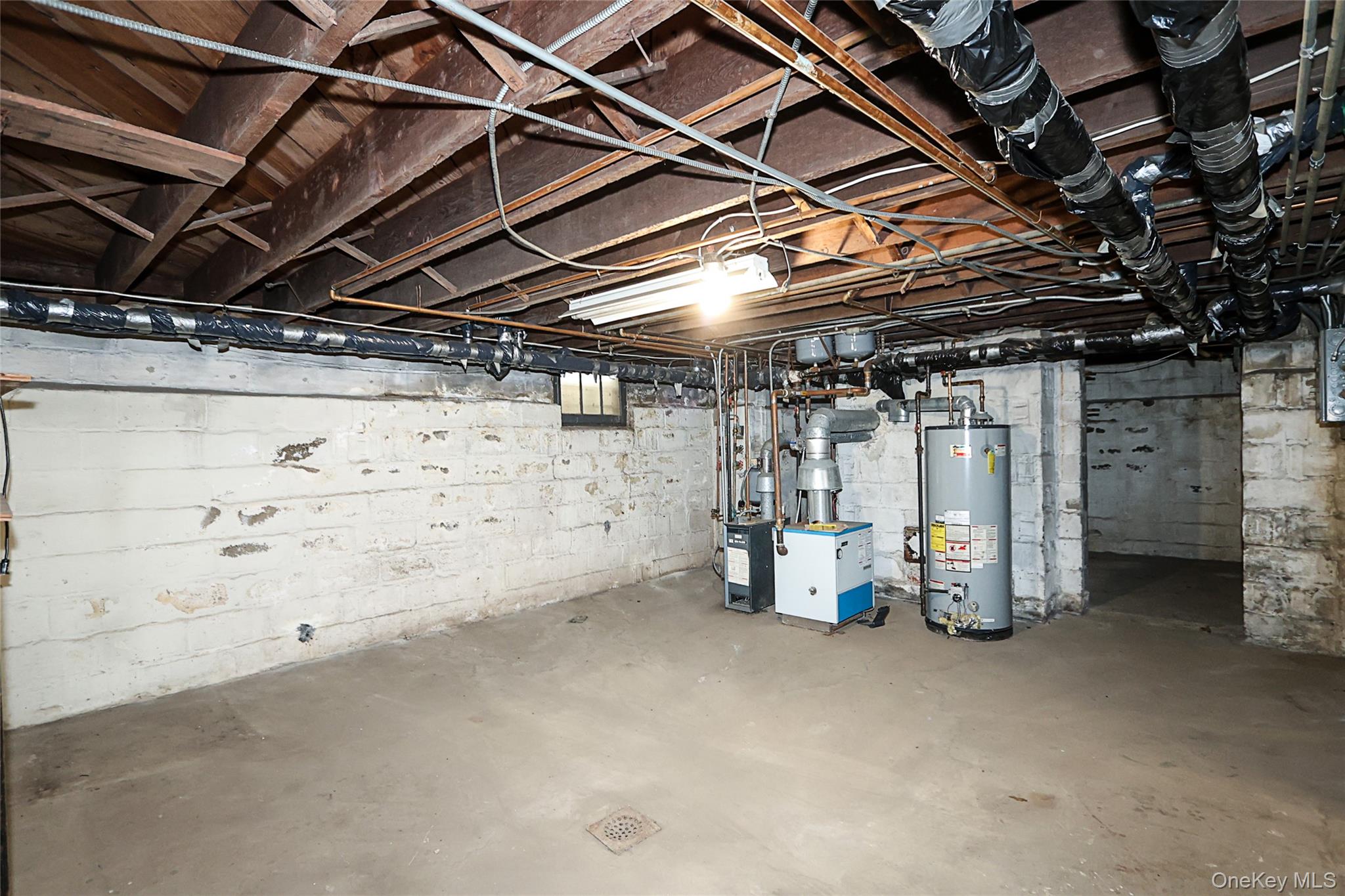 52-50 Little Neck Parkway, Little Neck, NY 11362