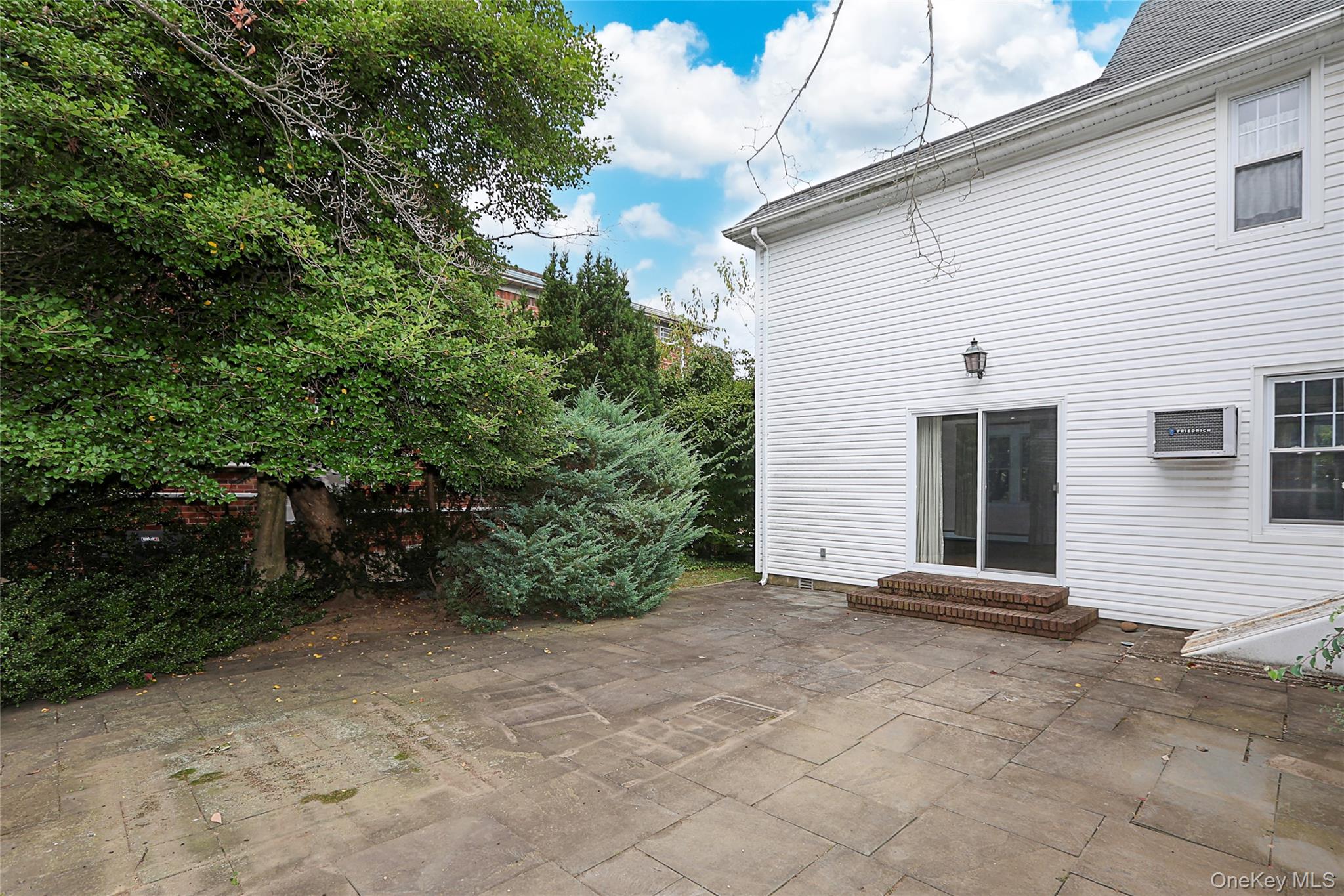 52-50 Little Neck Parkway, Little Neck, NY 11362