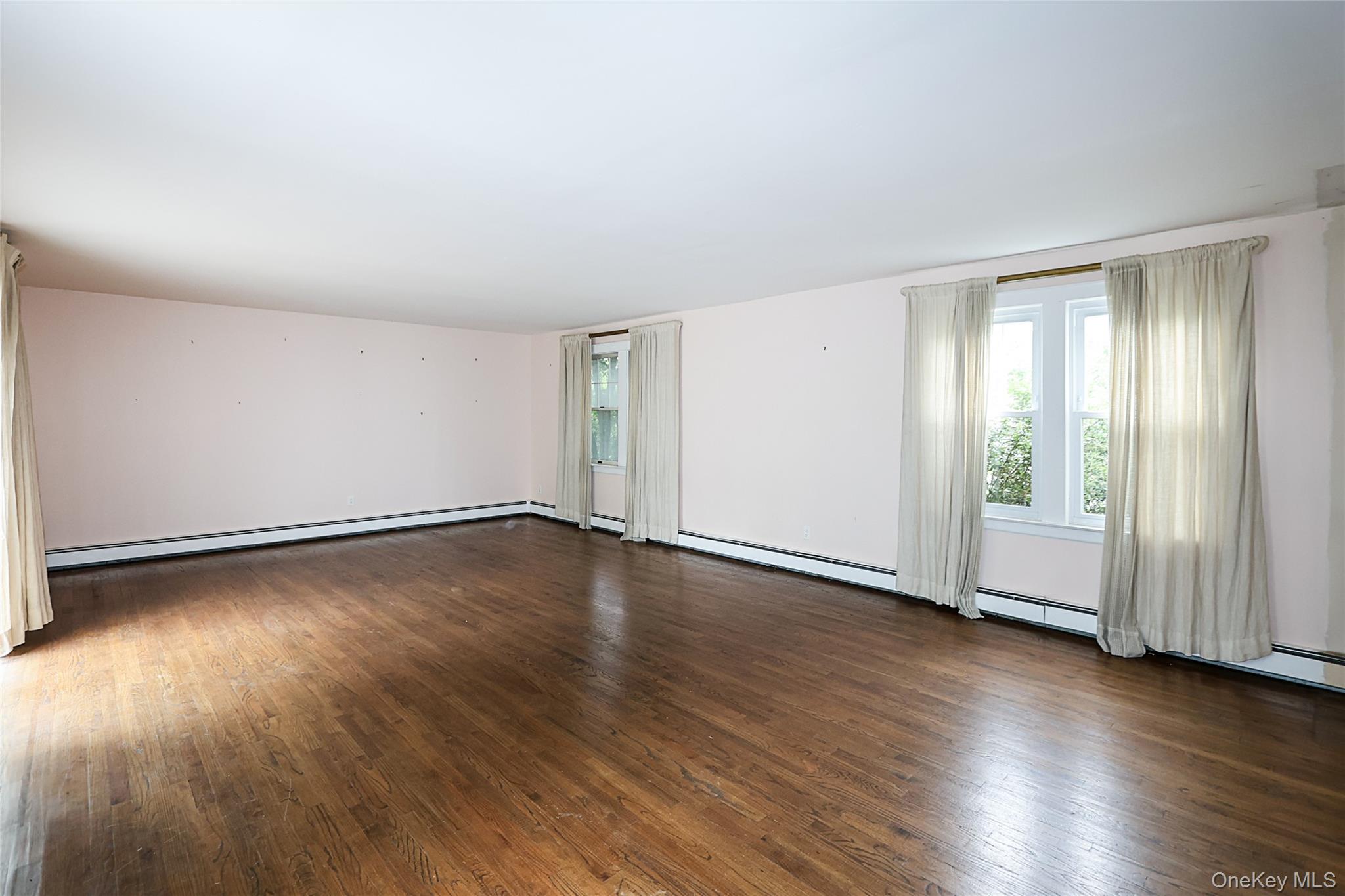 52-50 Little Neck Parkway, Little Neck, NY 11362