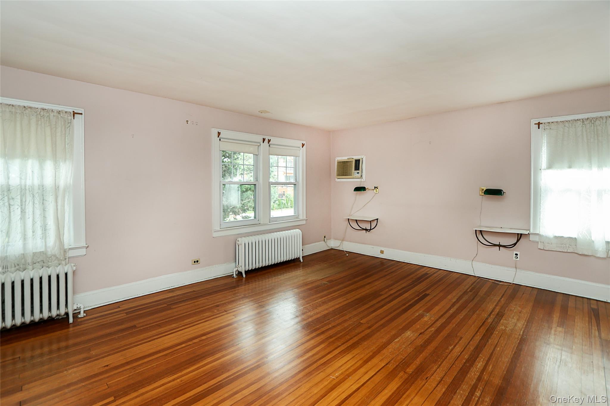 52-50 Little Neck Parkway, Little Neck, NY 11362