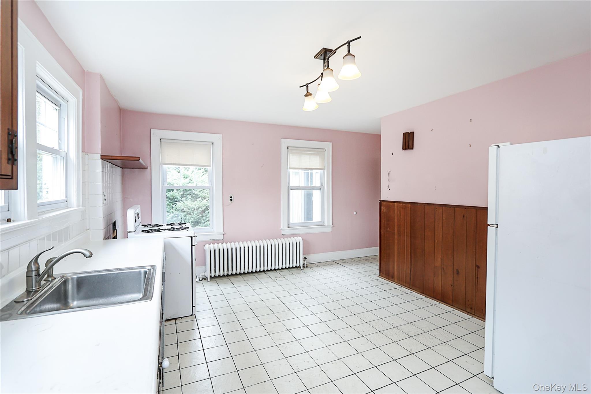 52-50 Little Neck Parkway, Little Neck, NY 11362