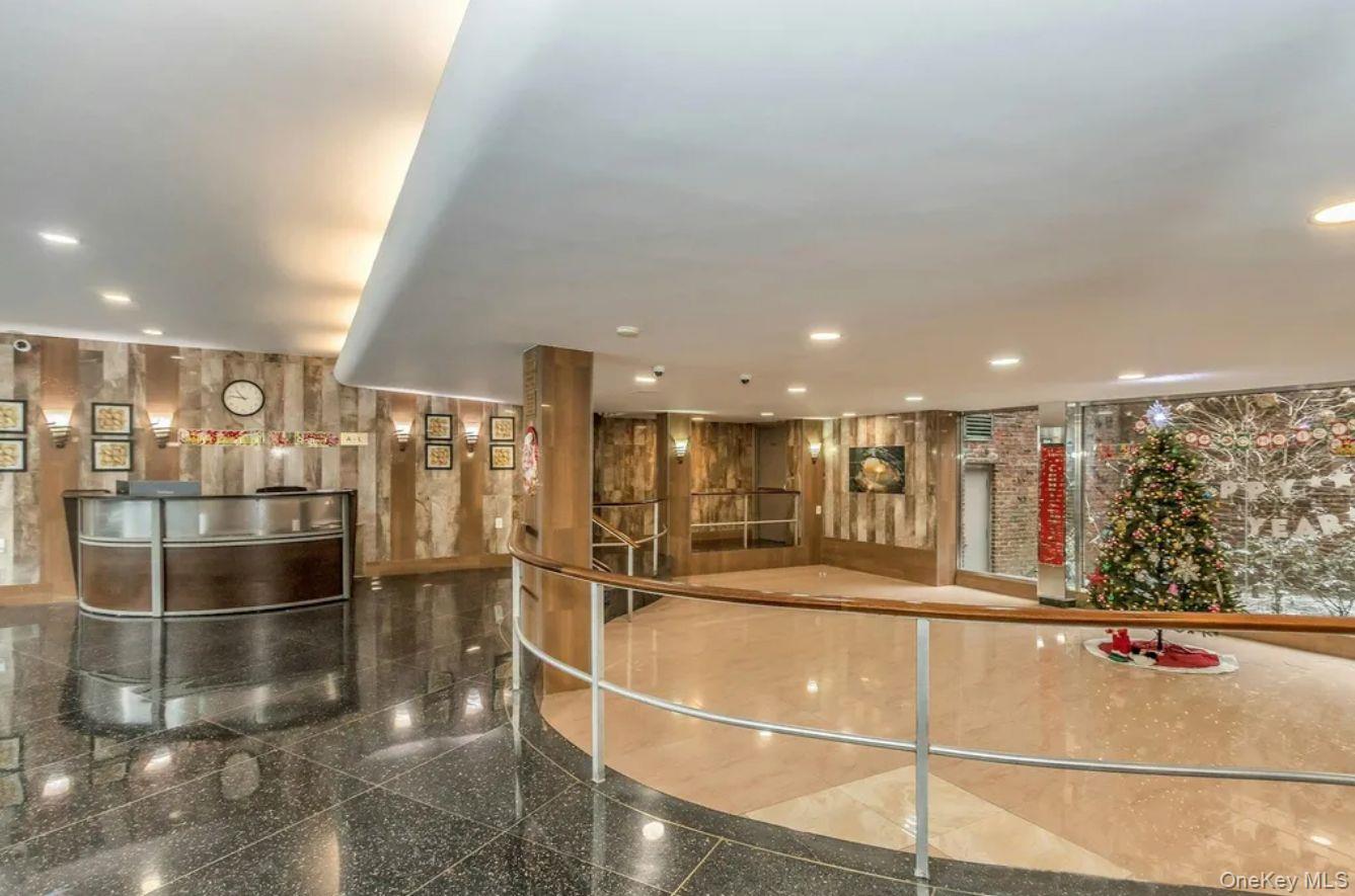 200 Corbin Place # 3R, Brooklyn, NY 11235