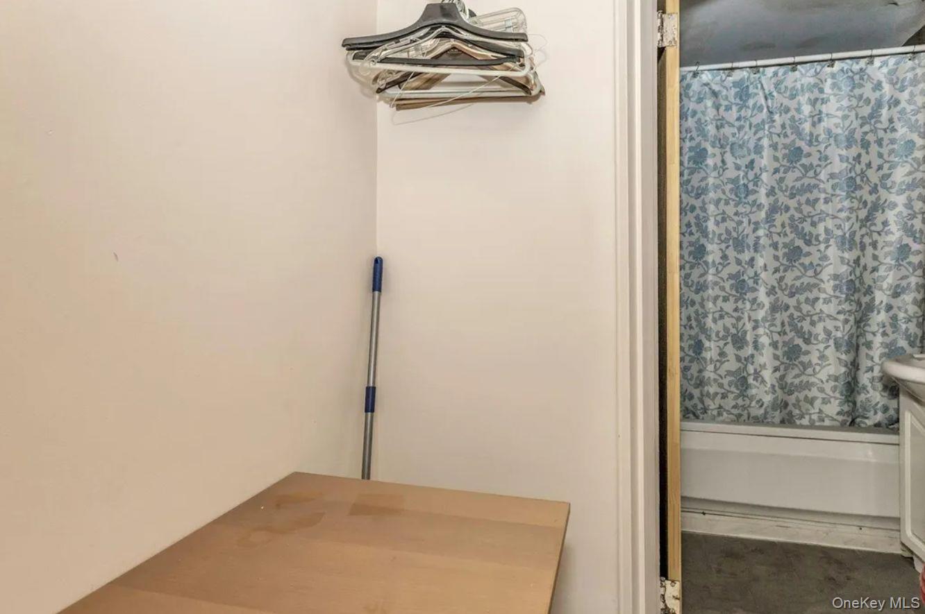 200 Corbin Place # 3R, Brooklyn, NY 11235