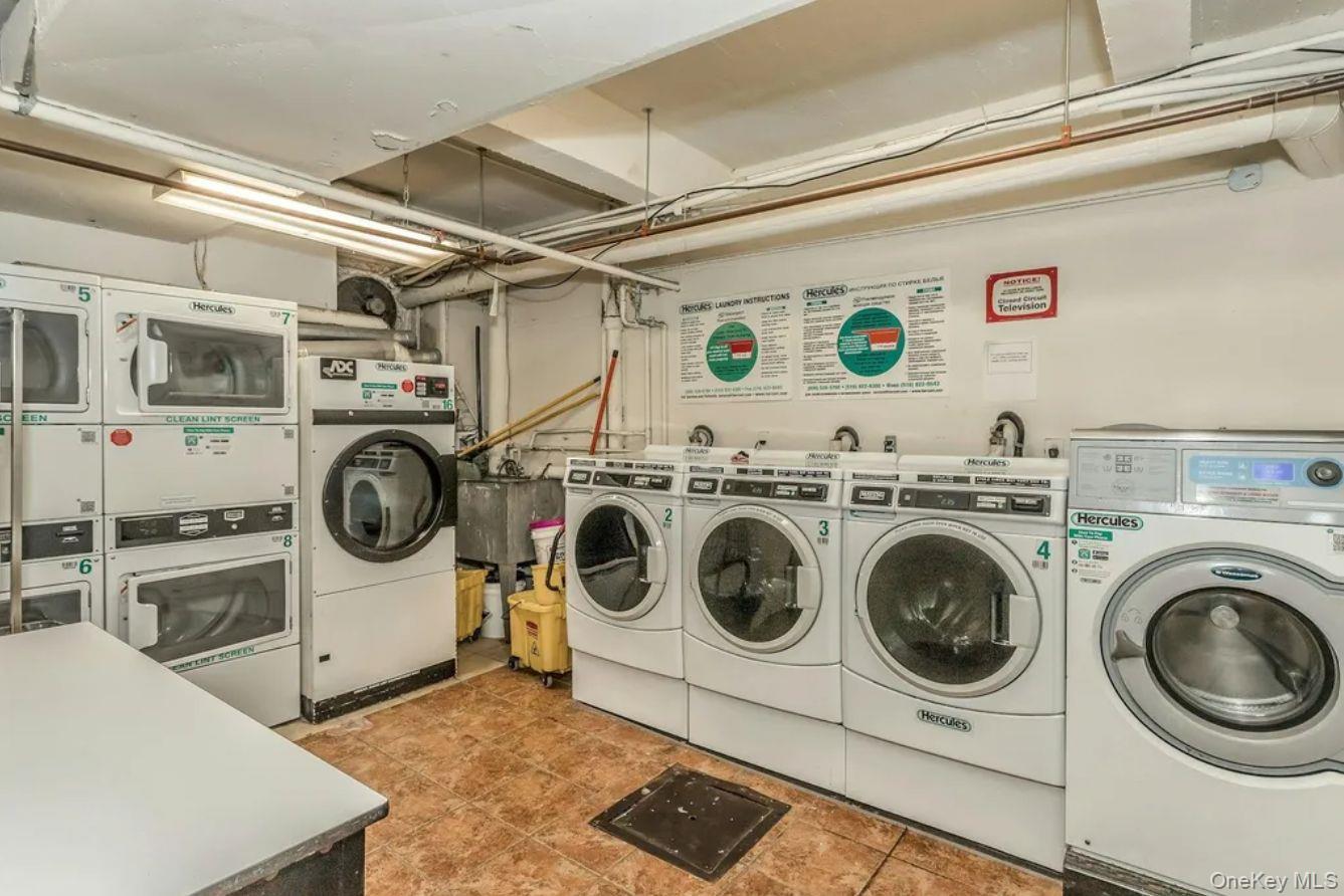 200 Corbin Place # 3R, Brooklyn, NY 11235