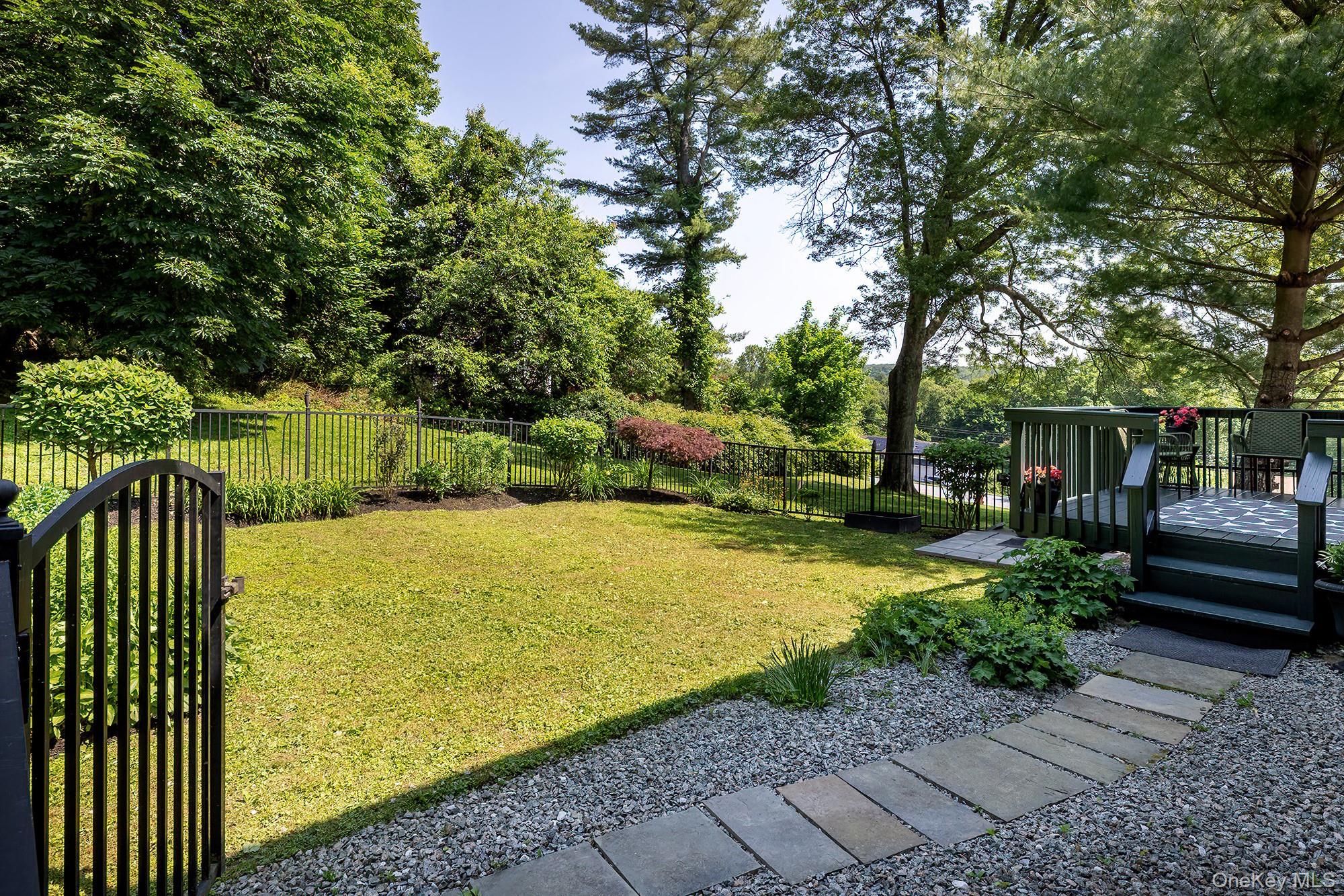 2022 Van Cortlandt Circle, Yorktown Heights, NY 10598