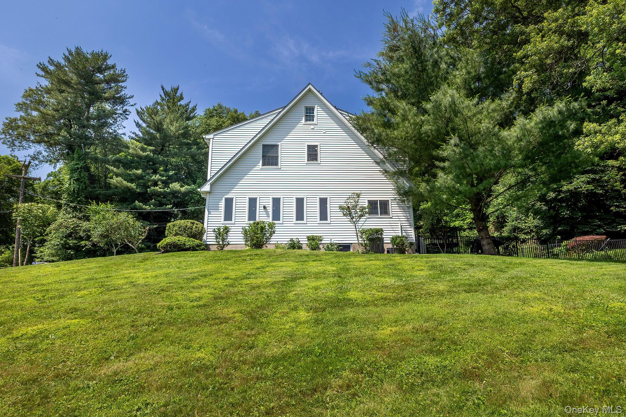 2022 Van Cortlandt Circle, Yorktown Heights, NY 10598