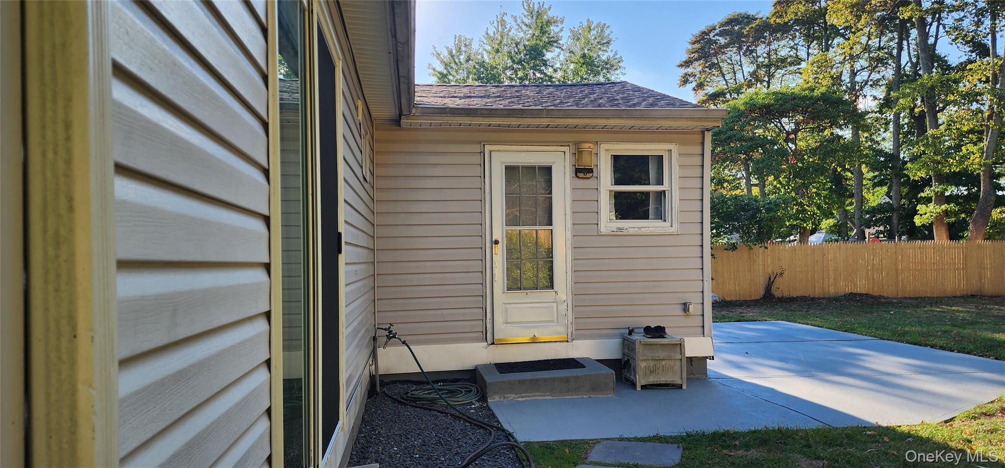 109 Merrill Street, Brentwood, NY 11717