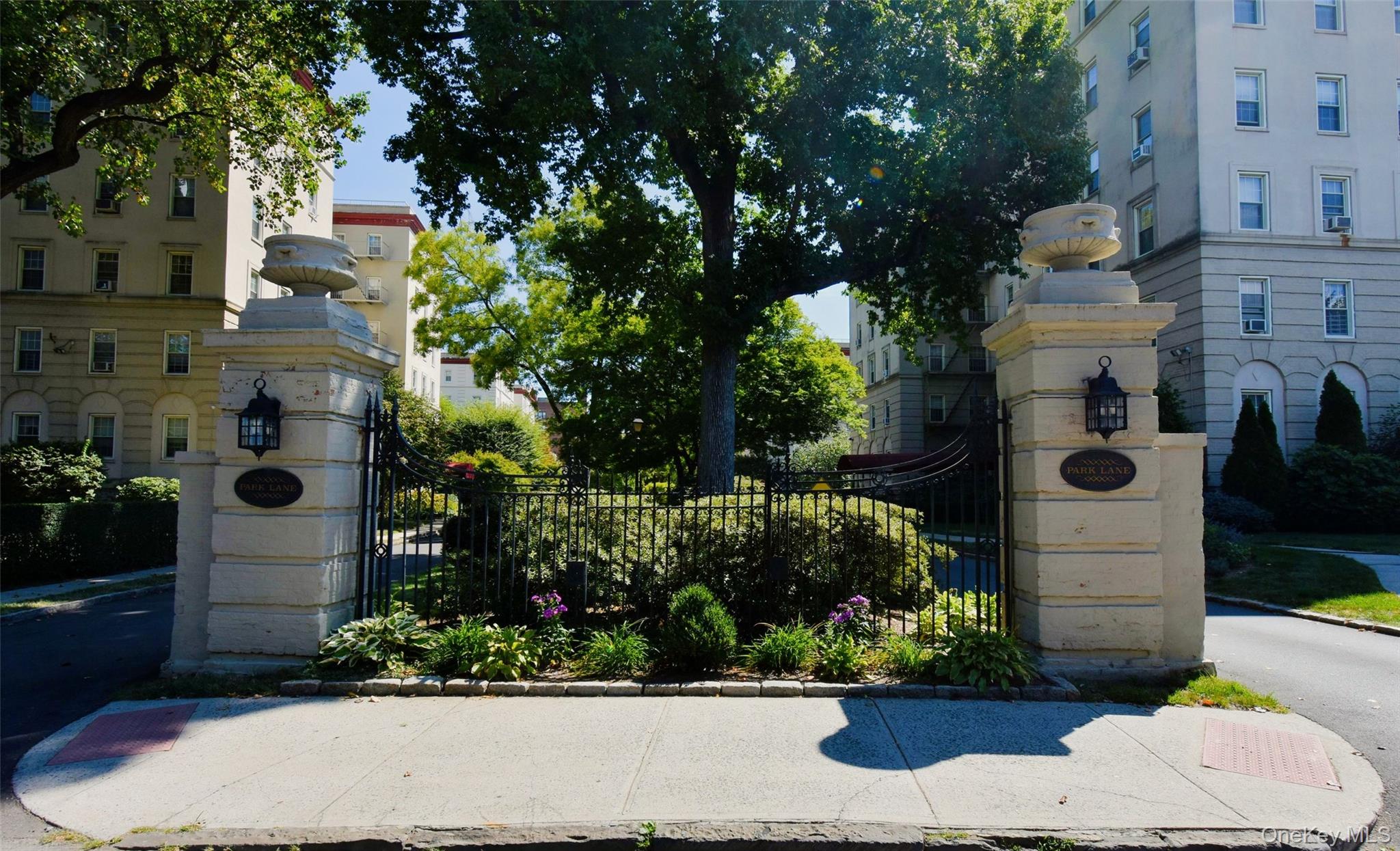 4 Park Lane # 4B, Mount Vernon, NY 10552