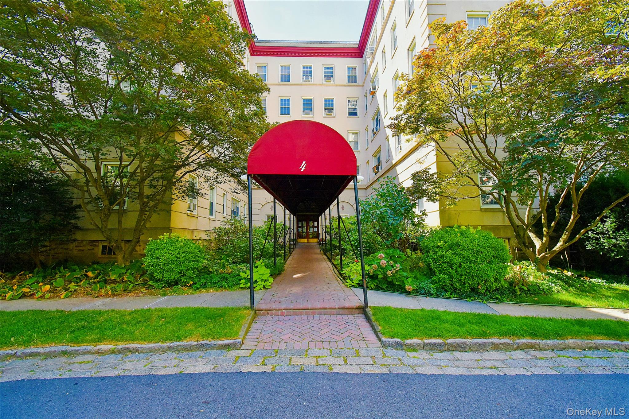 4 Park Lane # 4B, Mount Vernon, NY 10552