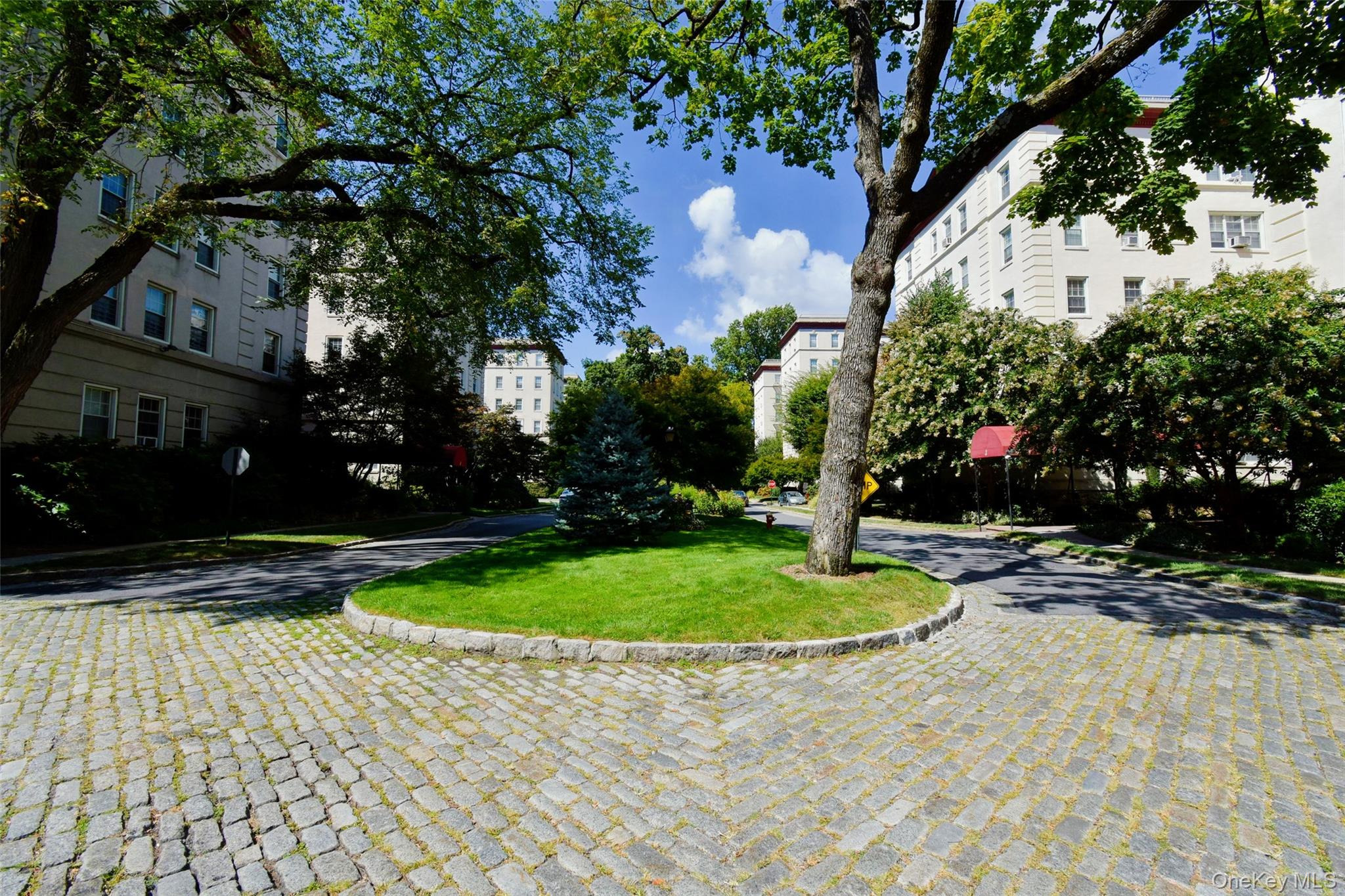 4 Park Lane # 4B, Mount Vernon, NY 10552