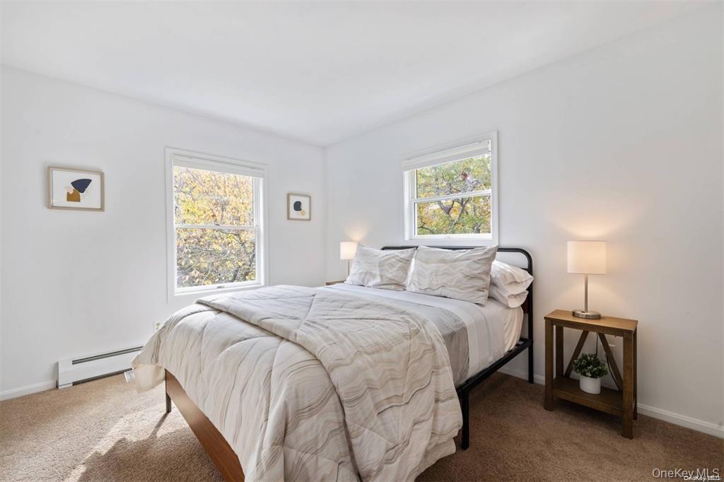 4 Wooded Lane, Hampton Bays, NY 11946