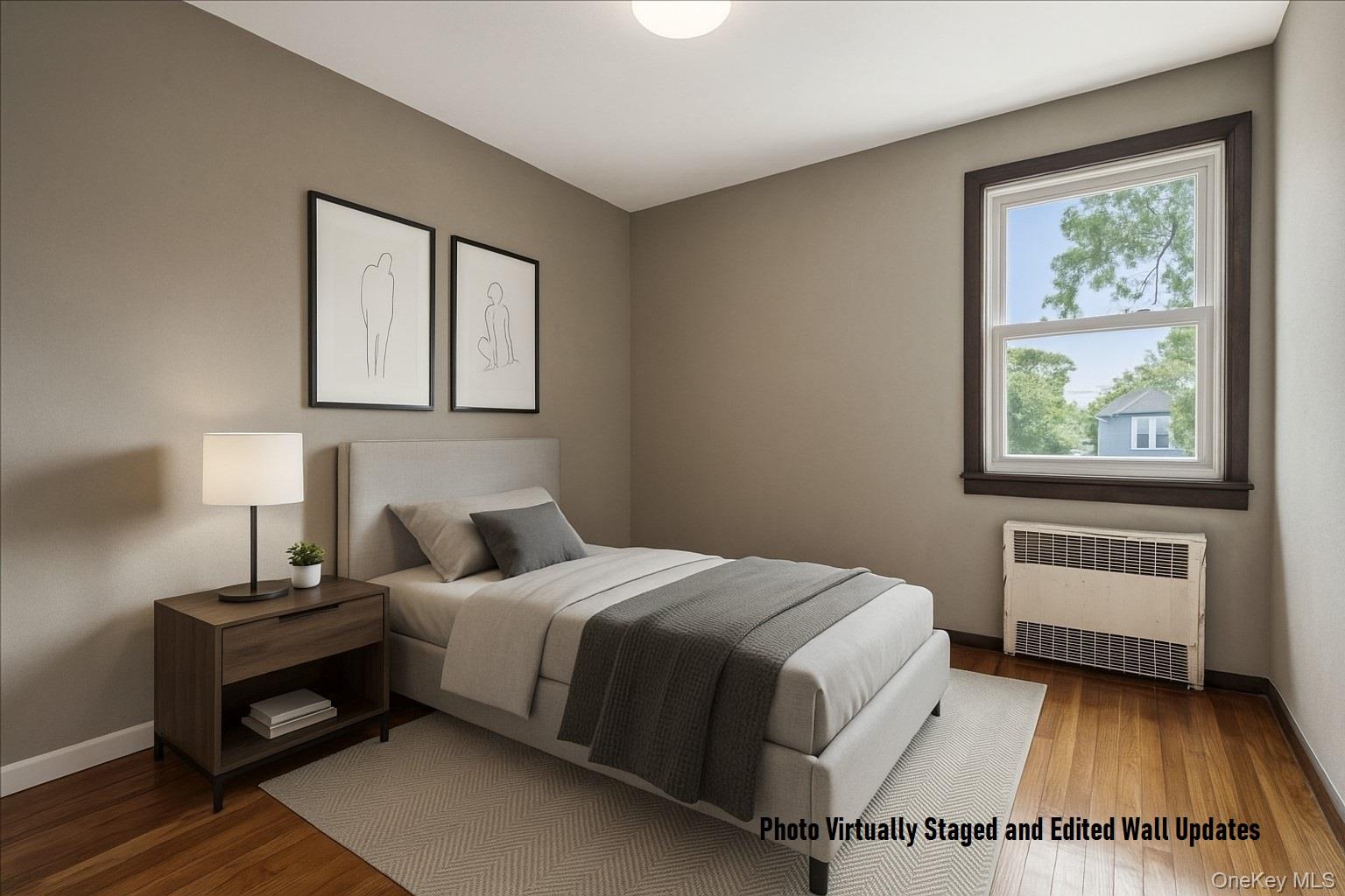 39 Linmouth Road, Malverne, NY 11565