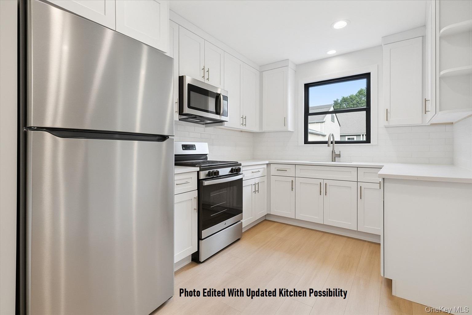 39 Linmouth Road, Malverne, NY 11565