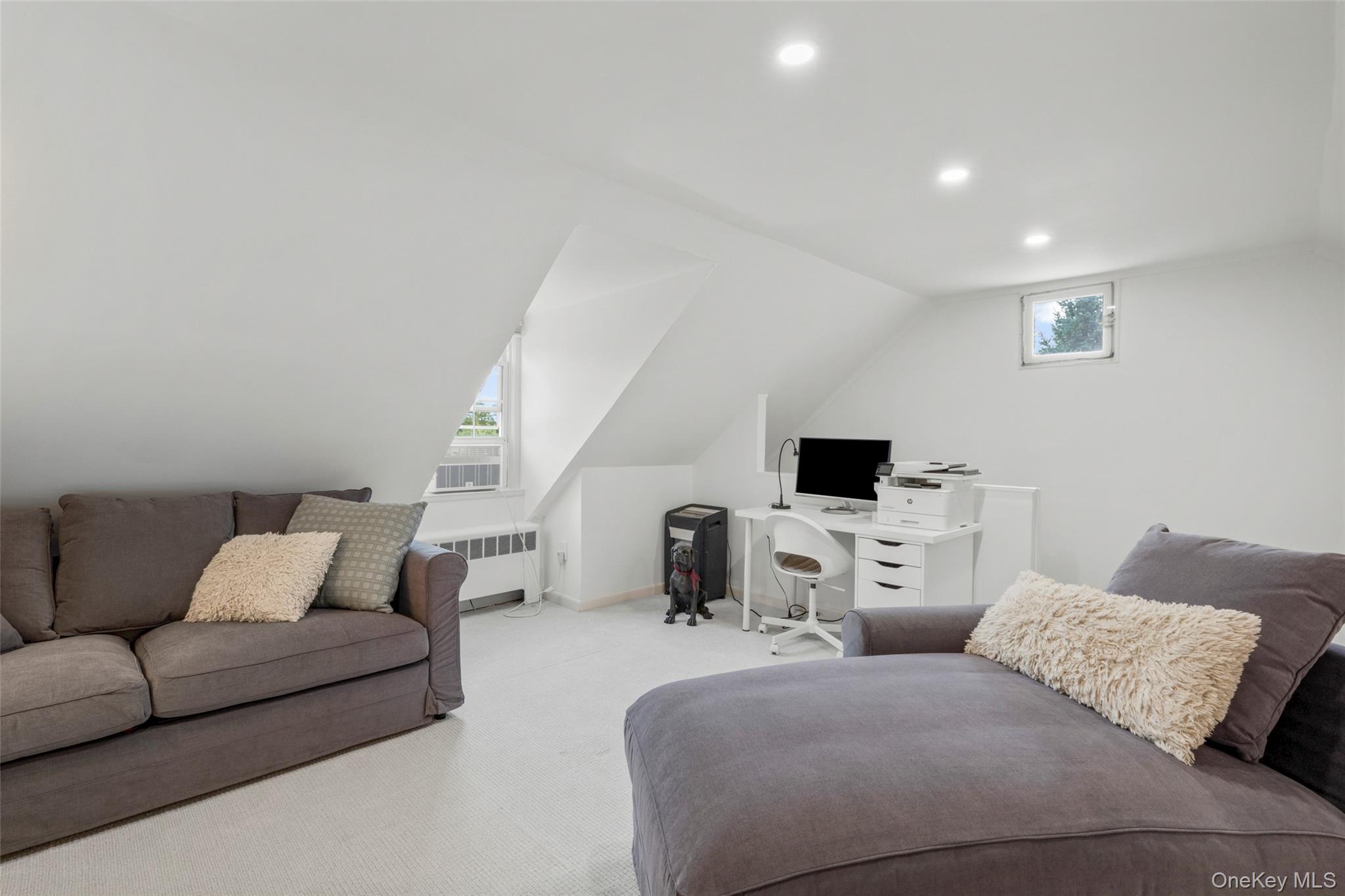 16 Elkan Road, Larchmont, NY 10538