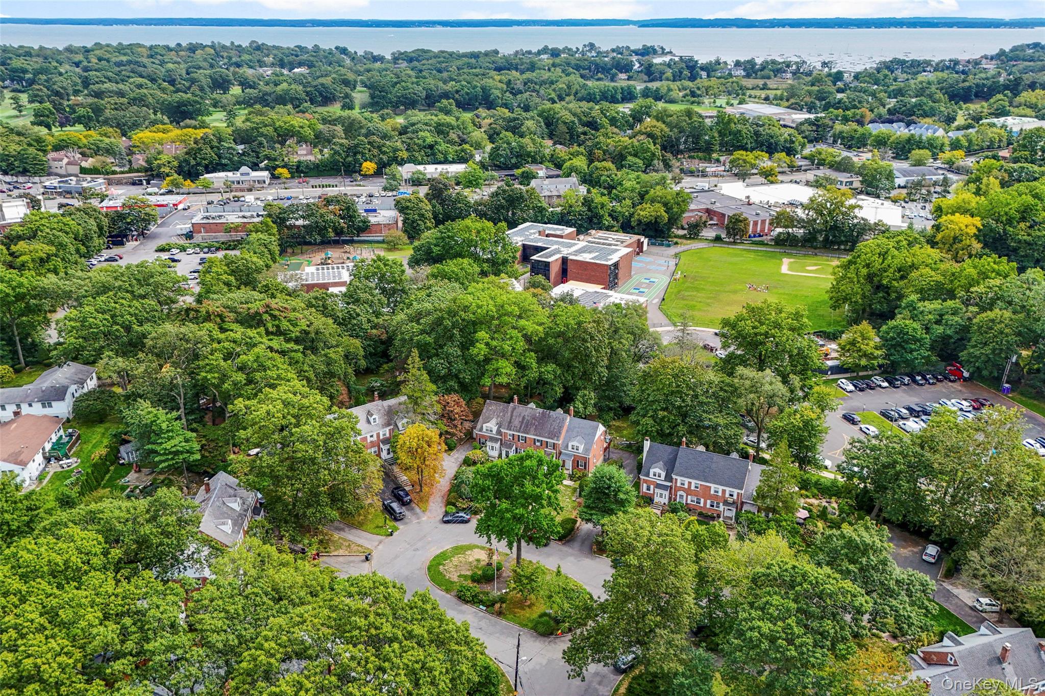 16 Elkan Road, Larchmont, NY 10538