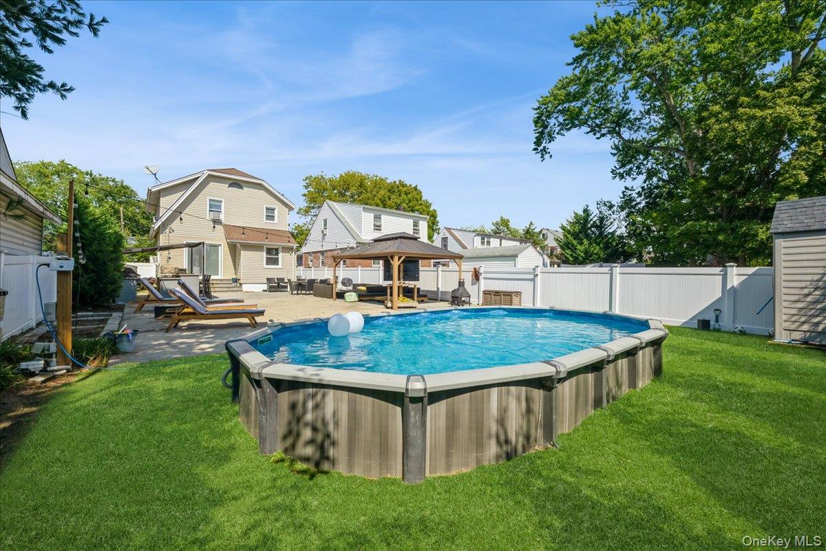 42 Stuart Avenue, Malverne, NY 11565