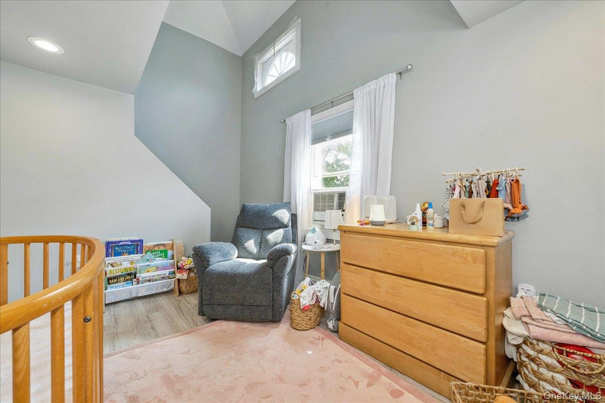 42 Stuart Avenue, Malverne, NY 11565