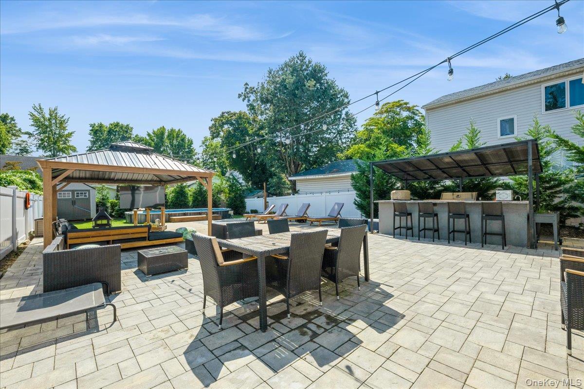 42 Stuart Avenue, Malverne, NY 11565