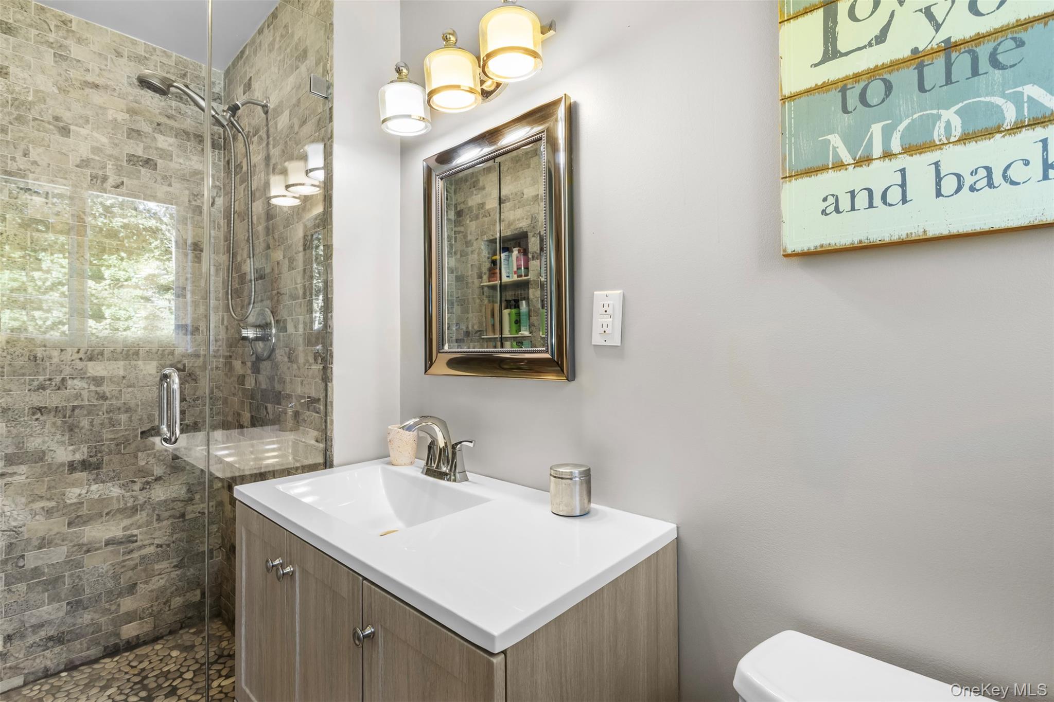 116 Rolling Hills Road, Thornwood, NY 10594