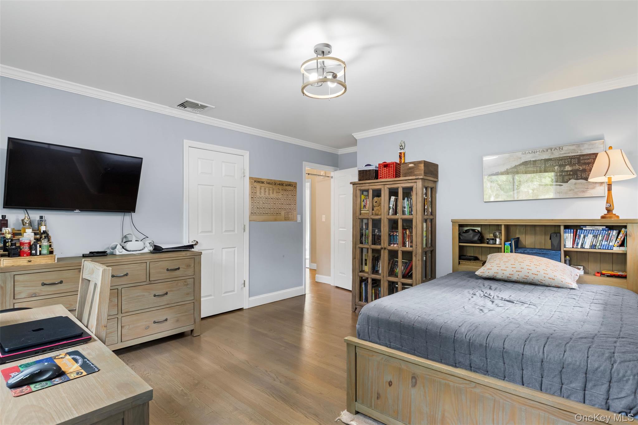 116 Rolling Hills Road, Thornwood, NY 10594