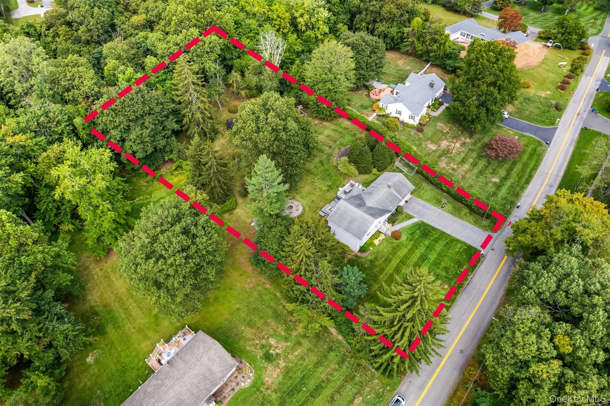 116 Rolling Hills Road, Thornwood, NY 10594