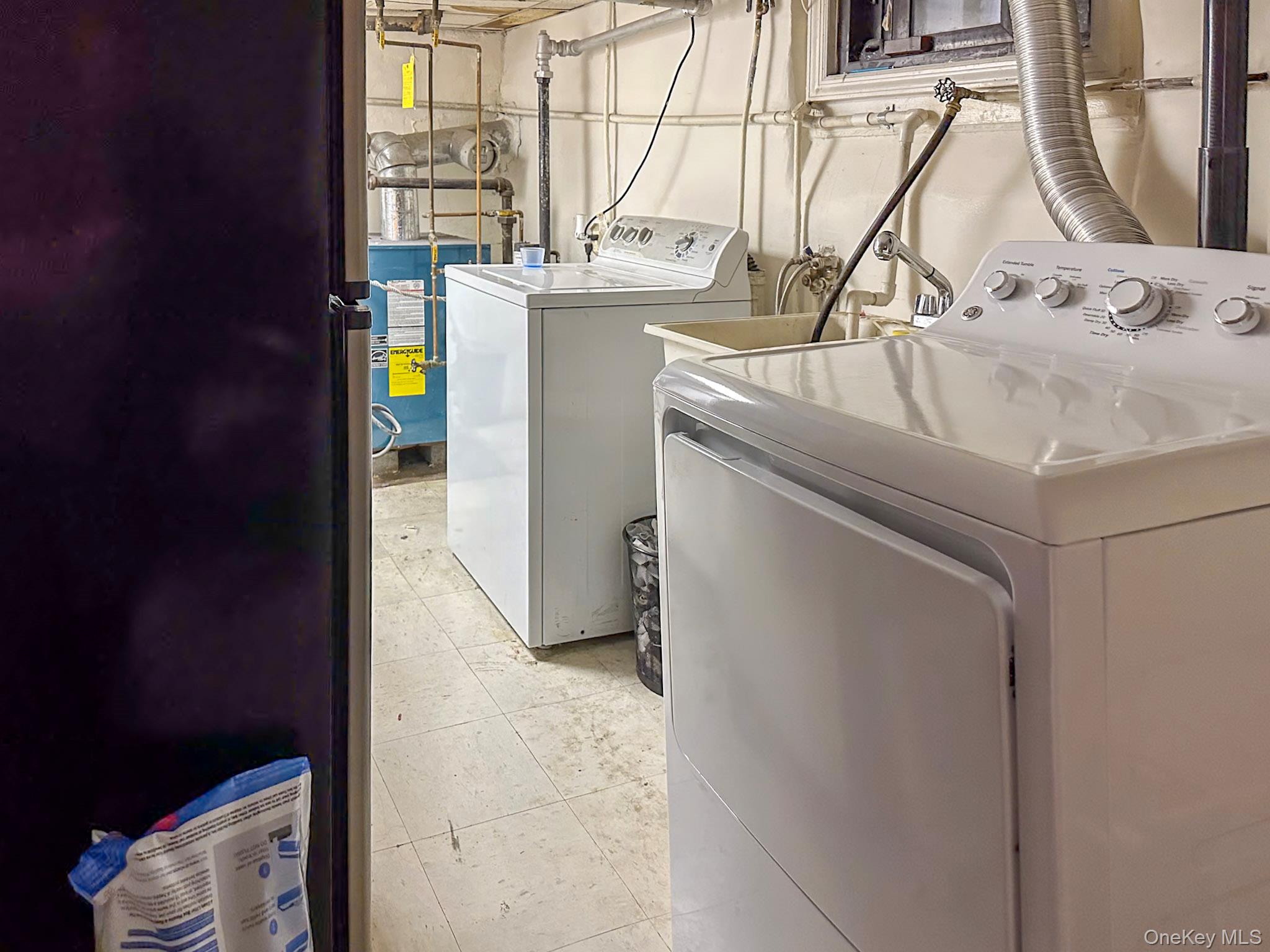 21-14 45th Street, Astoria, NY 11105