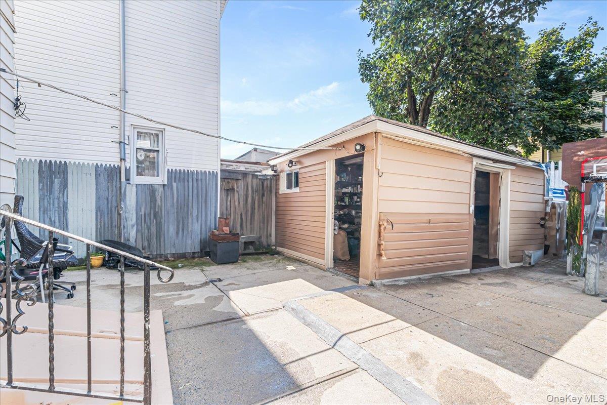 9428 112th Street, Richmond Hill S., NY 11419