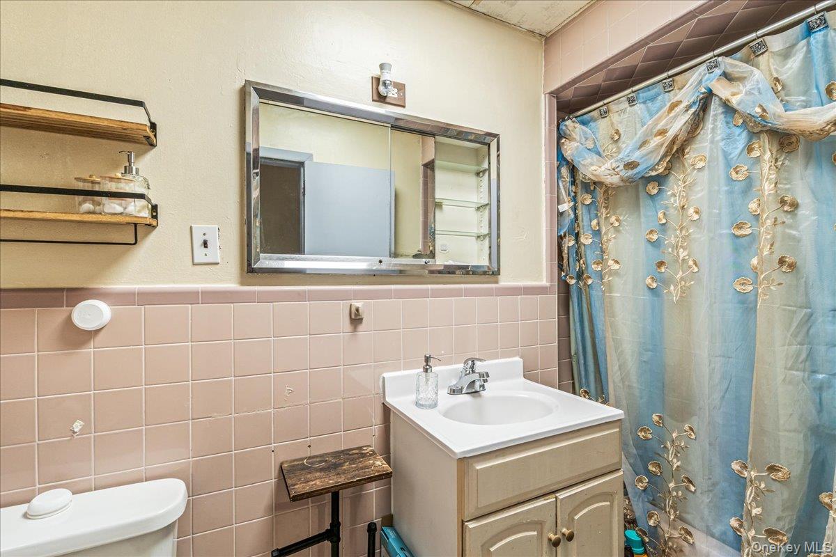 9428 112th Street, Richmond Hill S., NY 11419