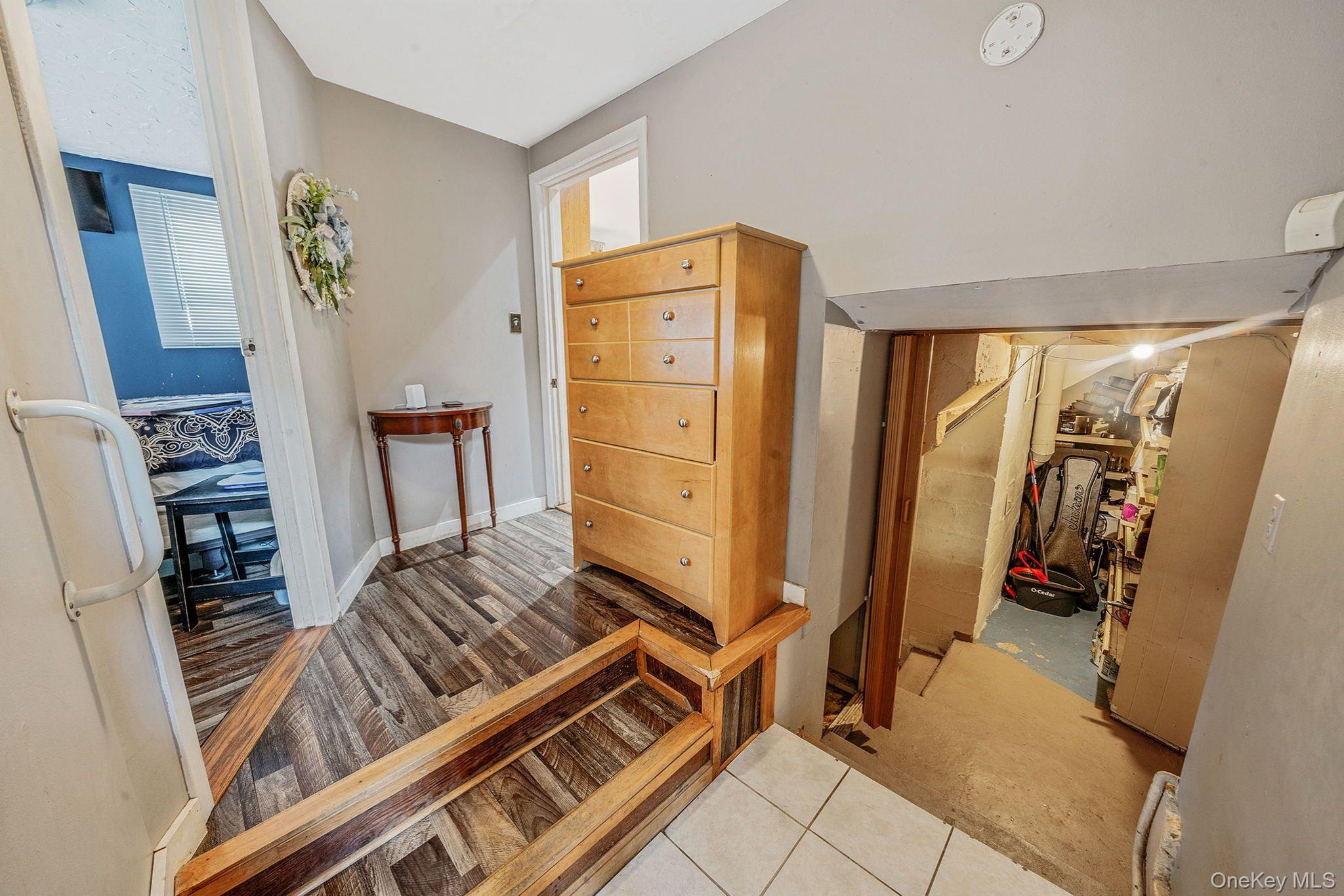 18 Lakeview Drive, Middle Island, NY 11953