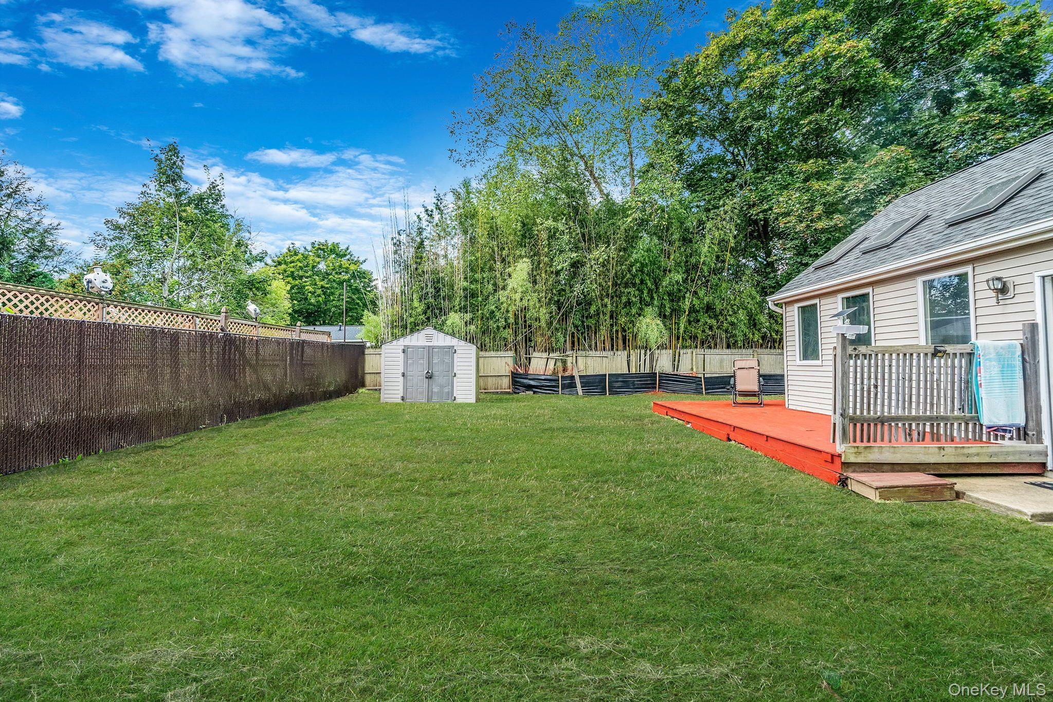 18 Lakeview Drive, Middle Island, NY 11953