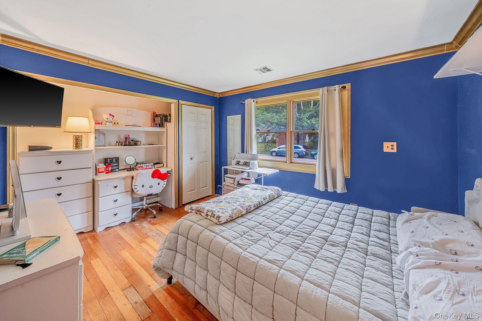 18 Lakeview Drive, Middle Island, NY 11953