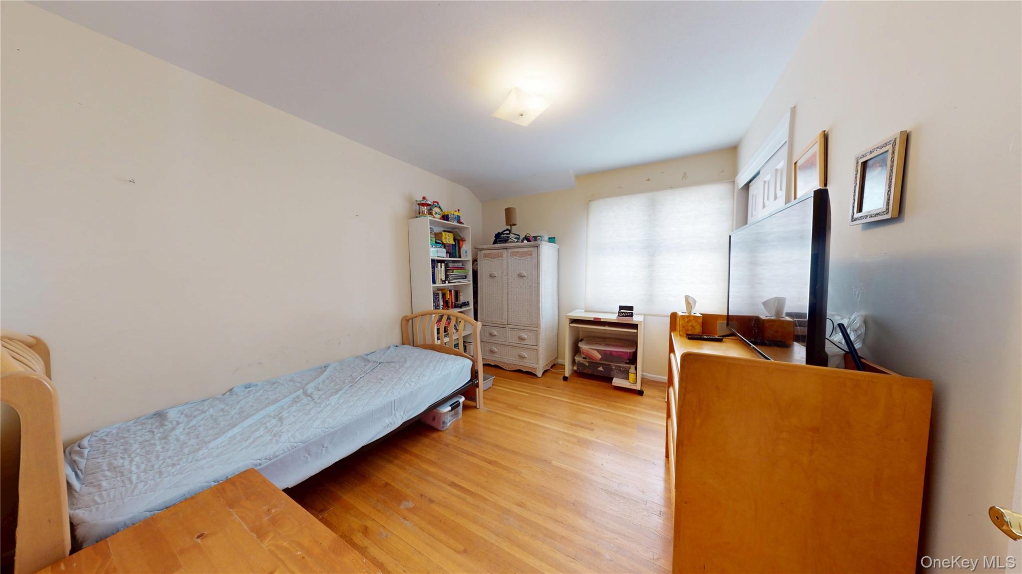 64 Greenway Drive, Staten Island, NY 10301