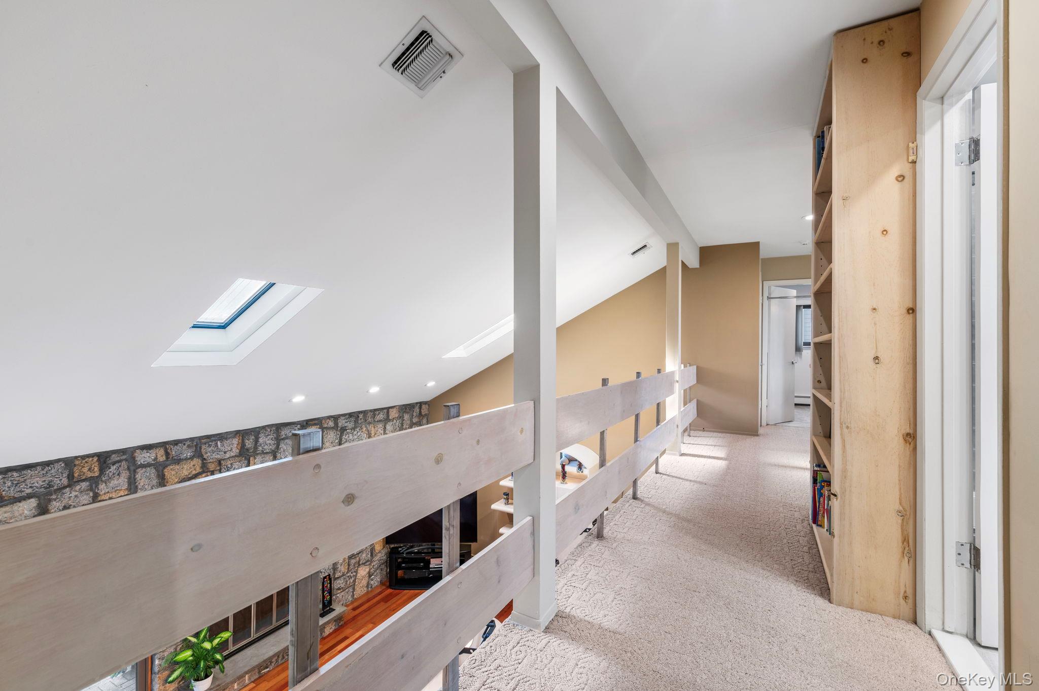 1 Castle Drive, Woodbury, NY 11797