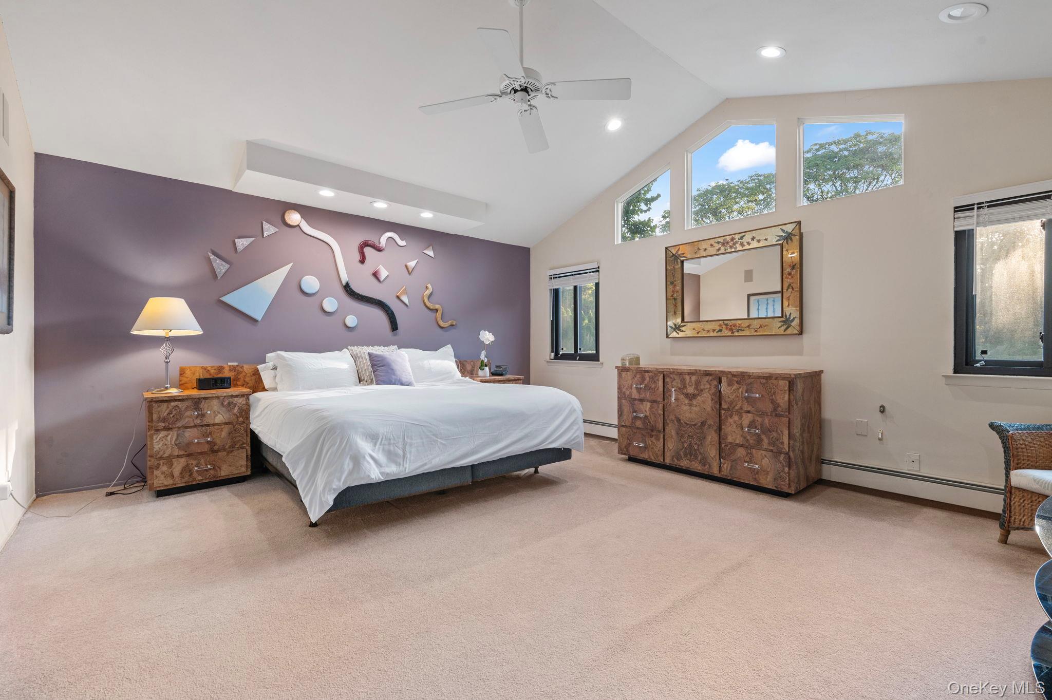 1 Castle Drive, Woodbury, NY 11797