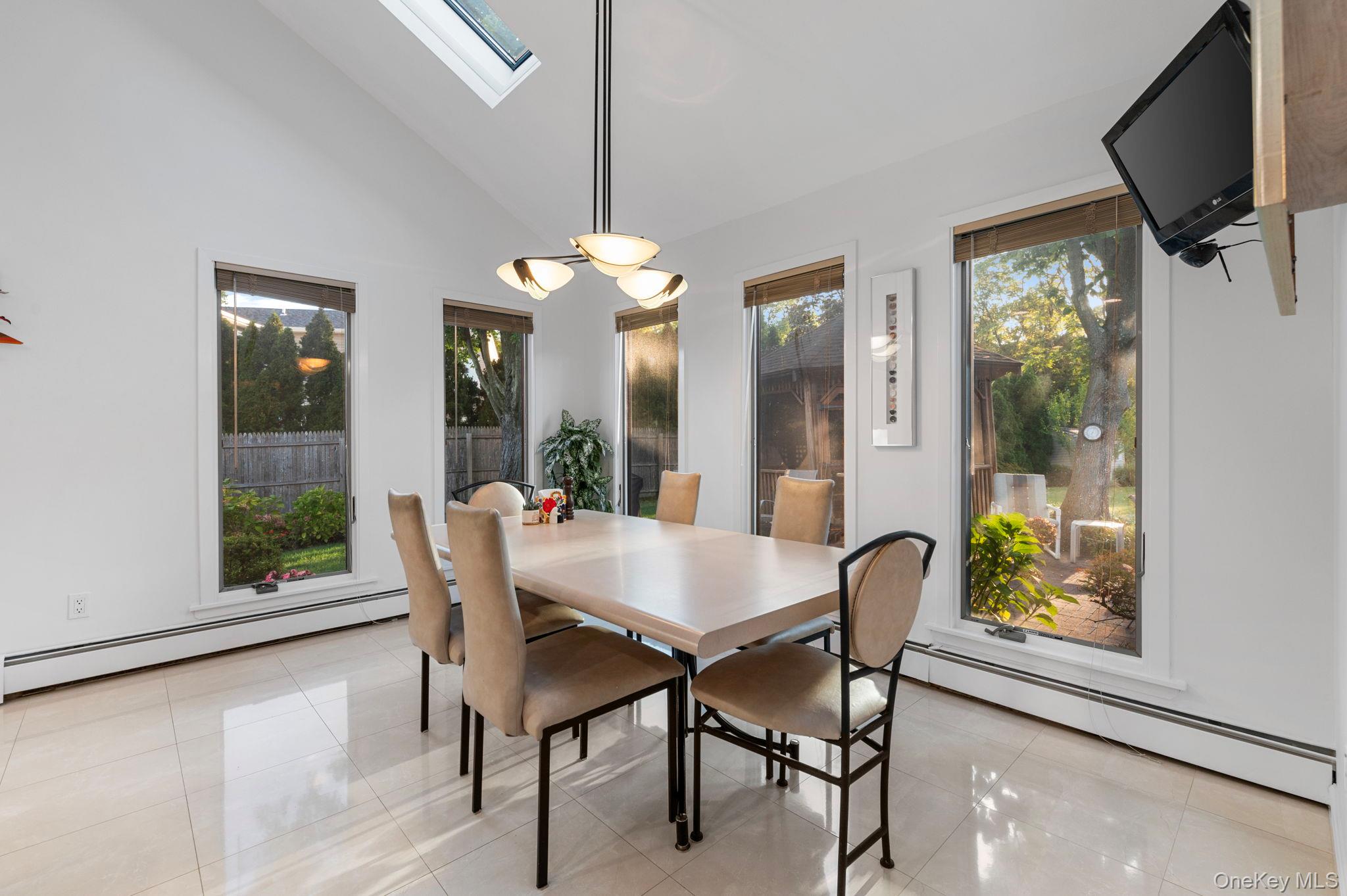 1 Castle Drive, Woodbury, NY 11797