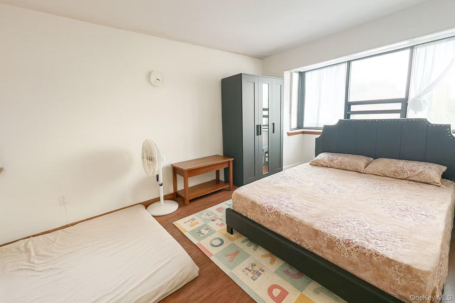 4508 80th Street # 3C, Elmhurst, NY 11373