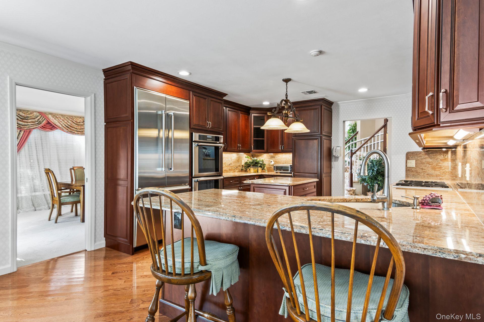 77 The Woods, Commack, NY 11725