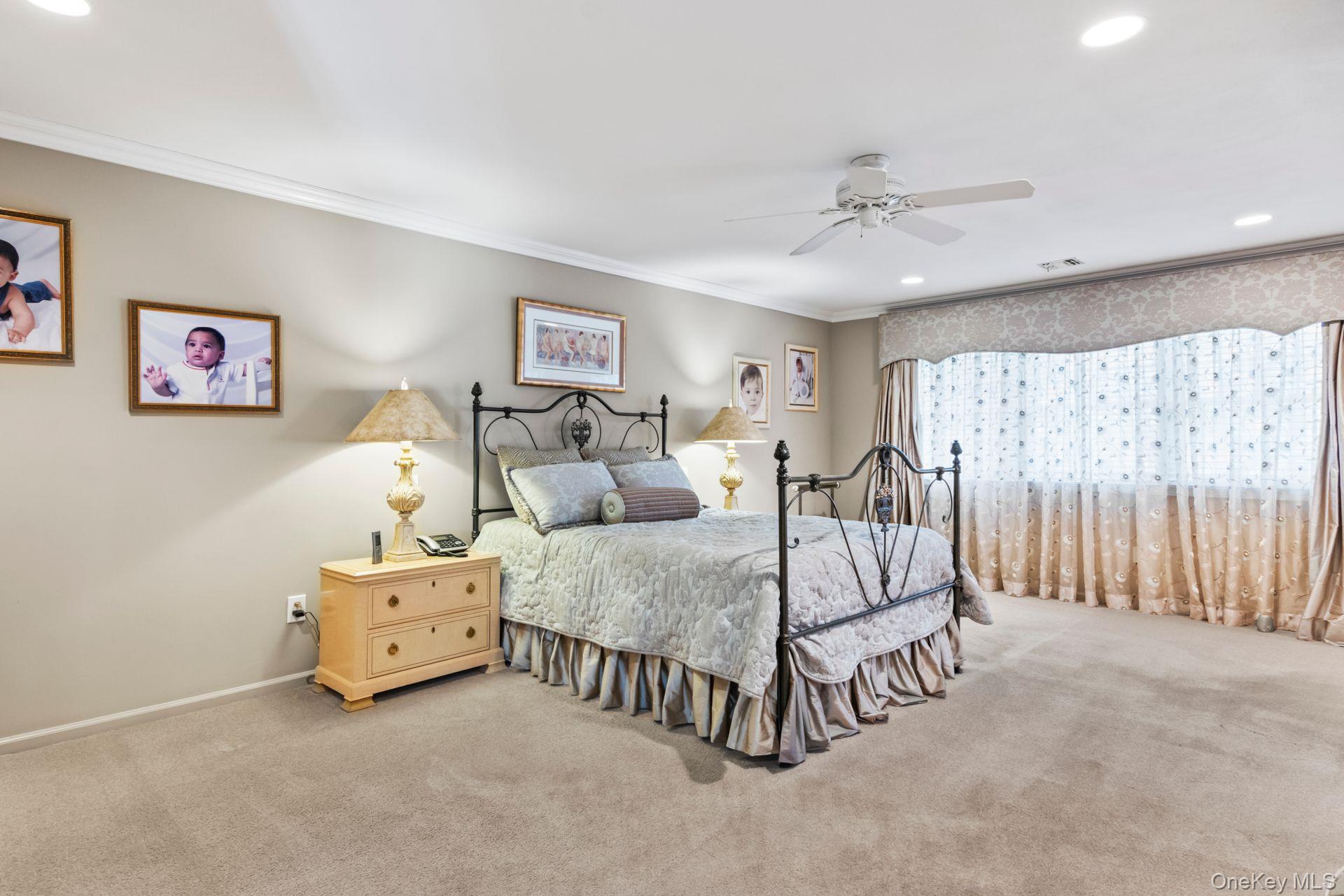 77 The Woods, Commack, NY 11725