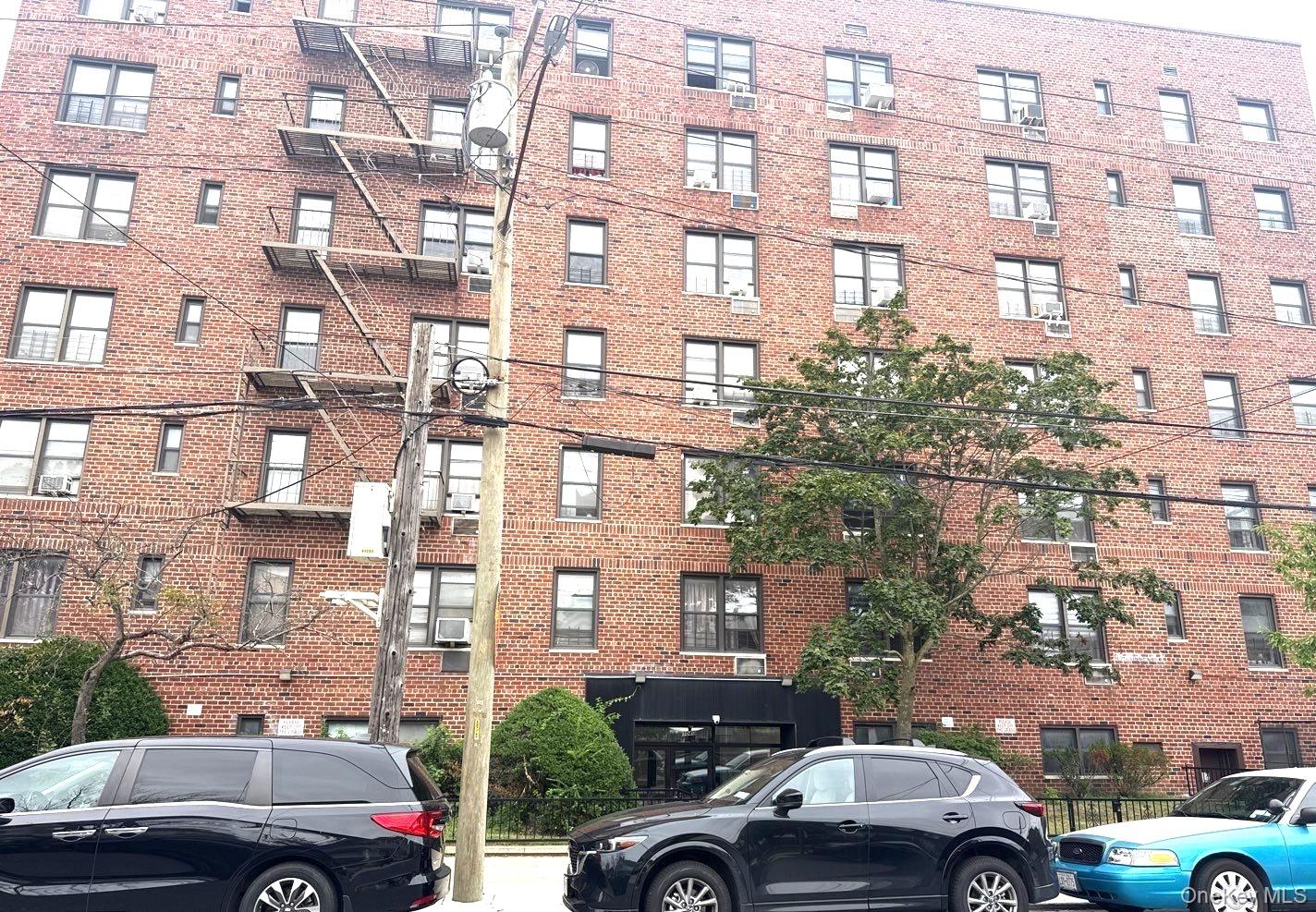 1040 Neilson Street # 3B3, Far Rockaway, NY 11691