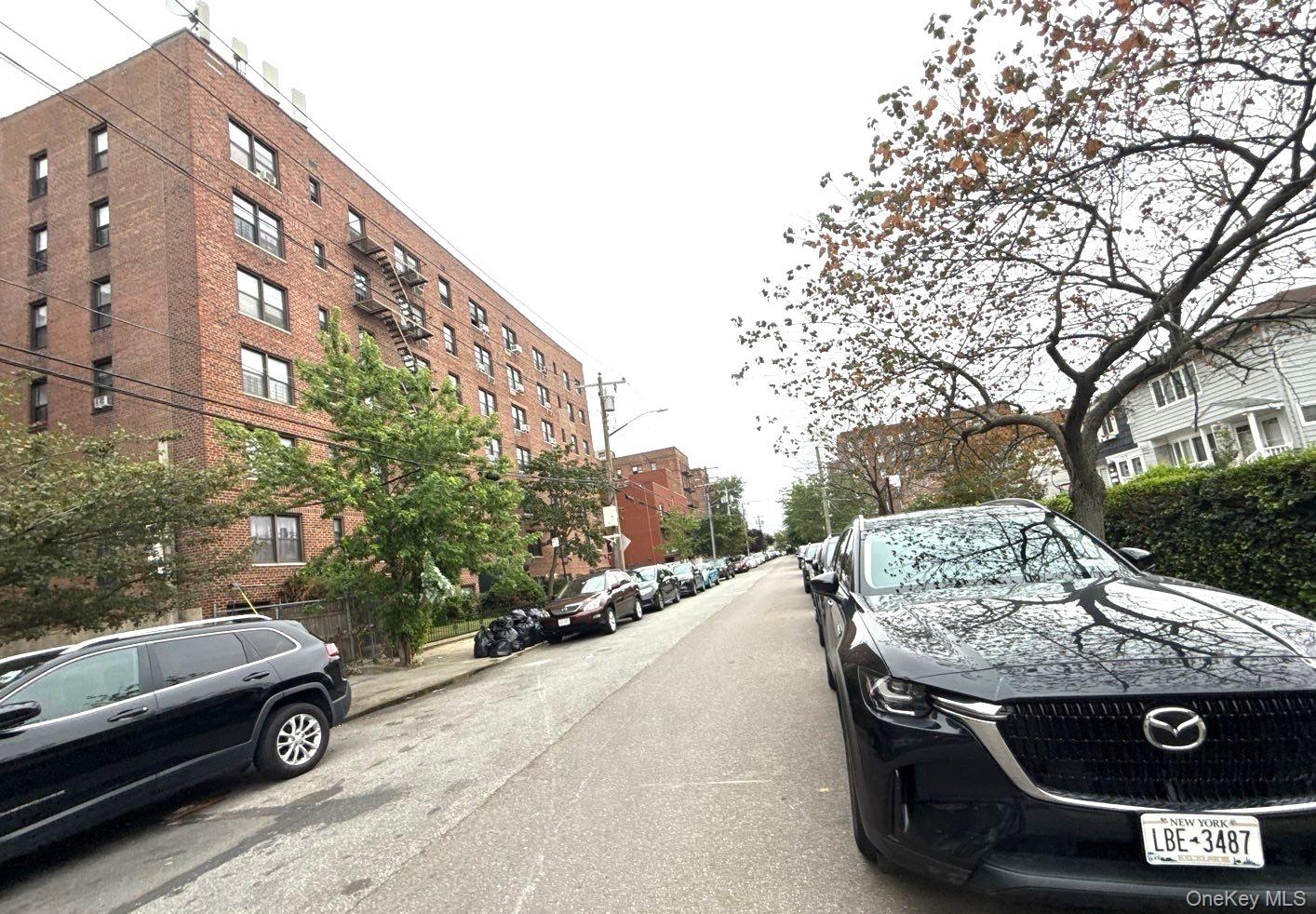 1040 Neilson Street # 3B3, Far Rockaway, NY 11691