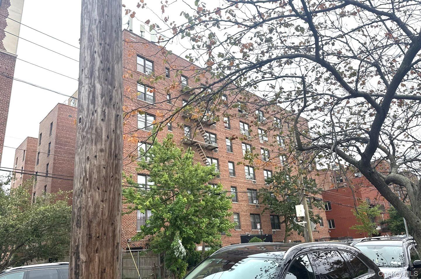 1040 Neilson Street # 3B3, Far Rockaway, NY 11691