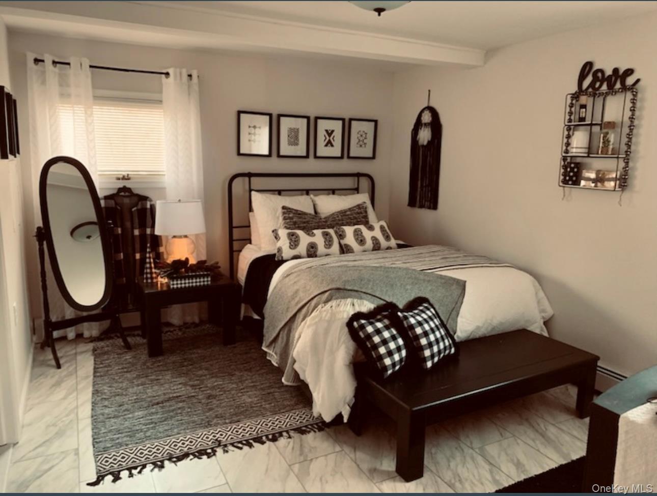 3 Hudson Bluff Circle, Marlboro, NY 12542