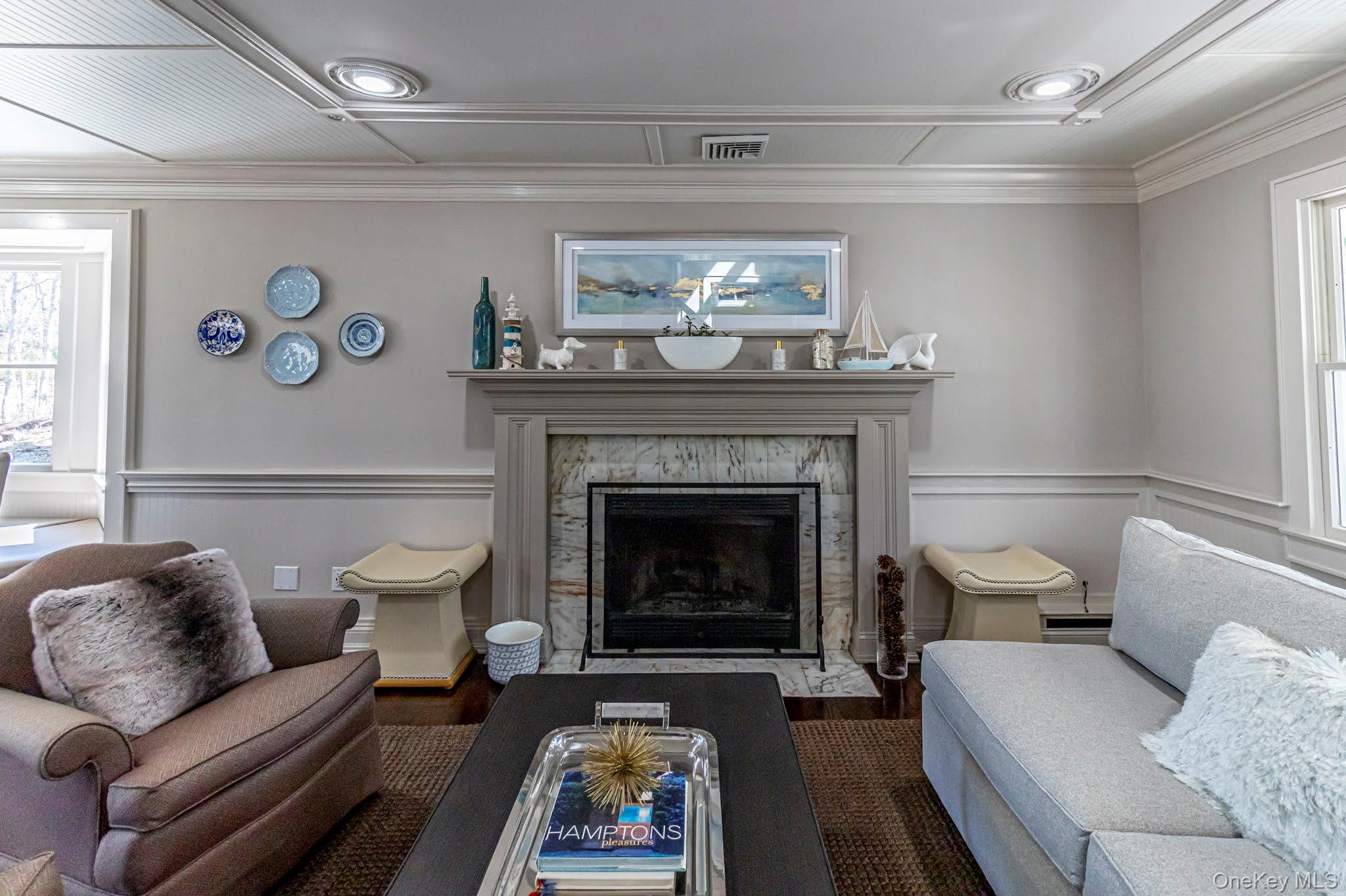 6 Bayview Terrace, Hampton Bays, NY 11946