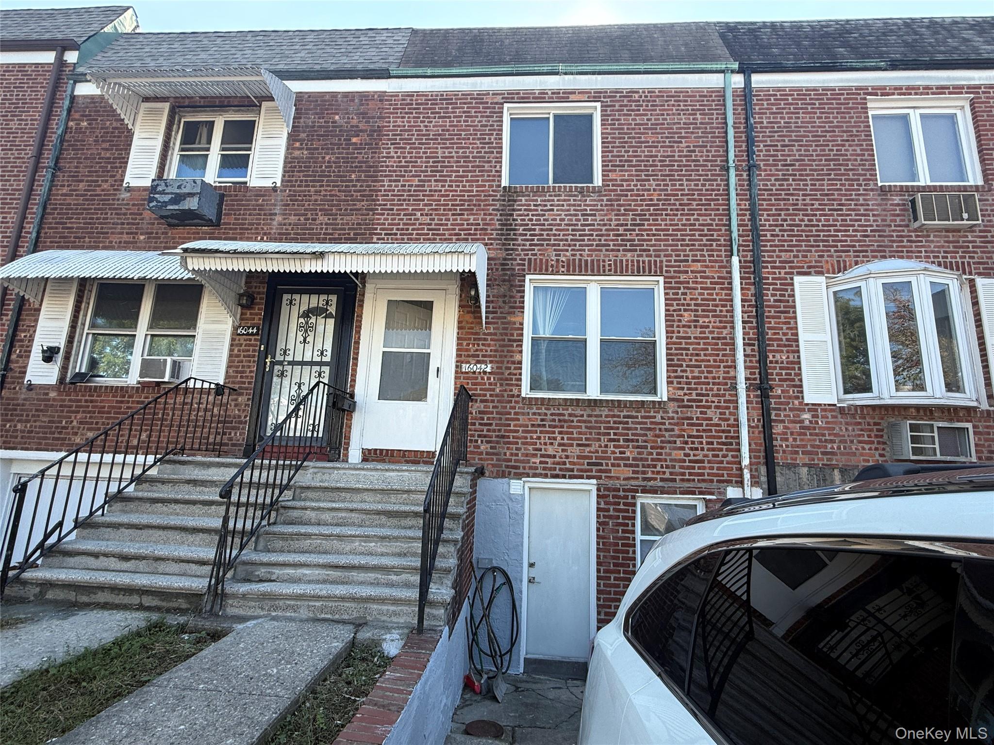 16042 26th Avenue, Flushing, NY 11358