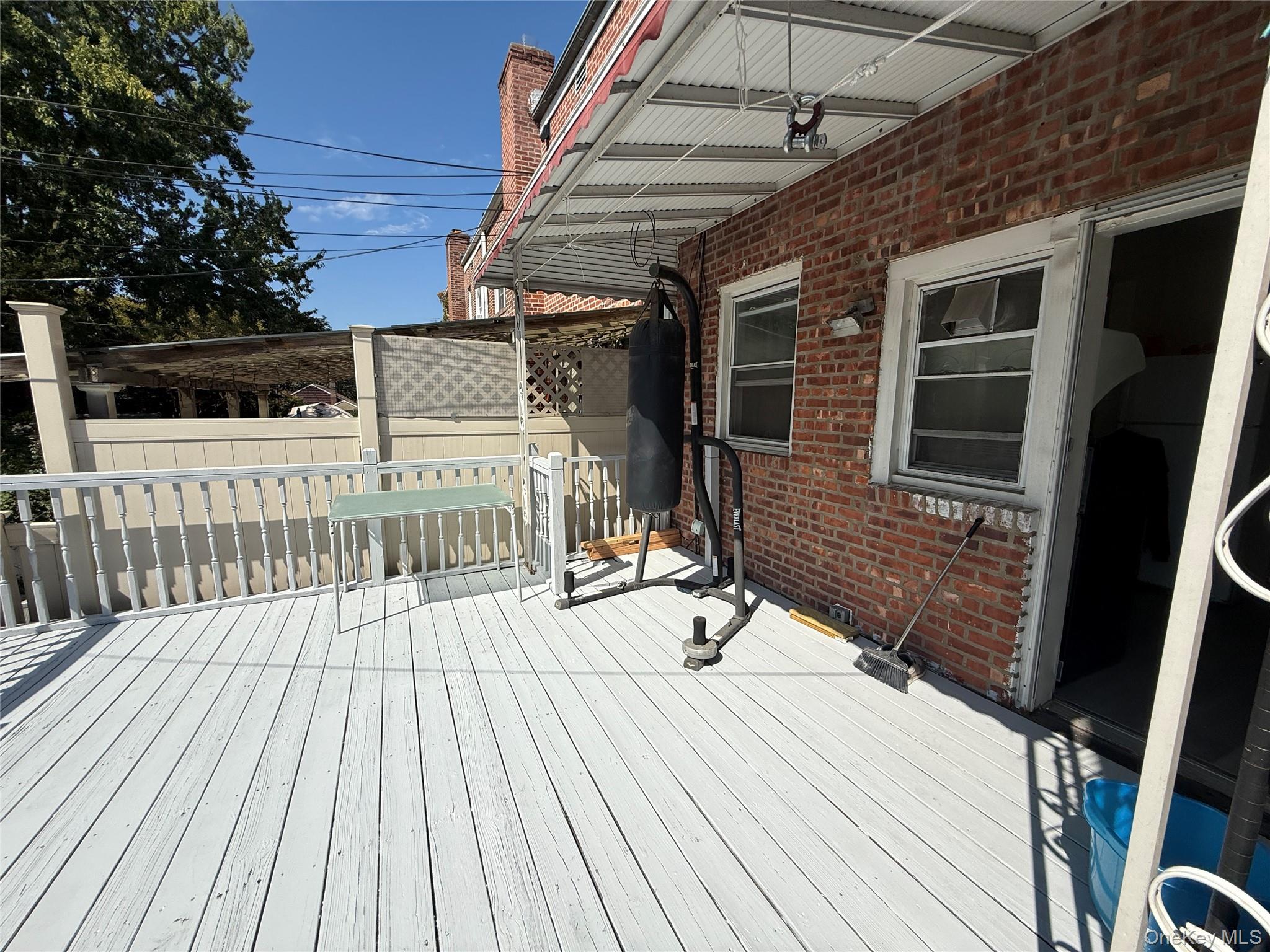 16042 26th Avenue, Flushing, NY 11358