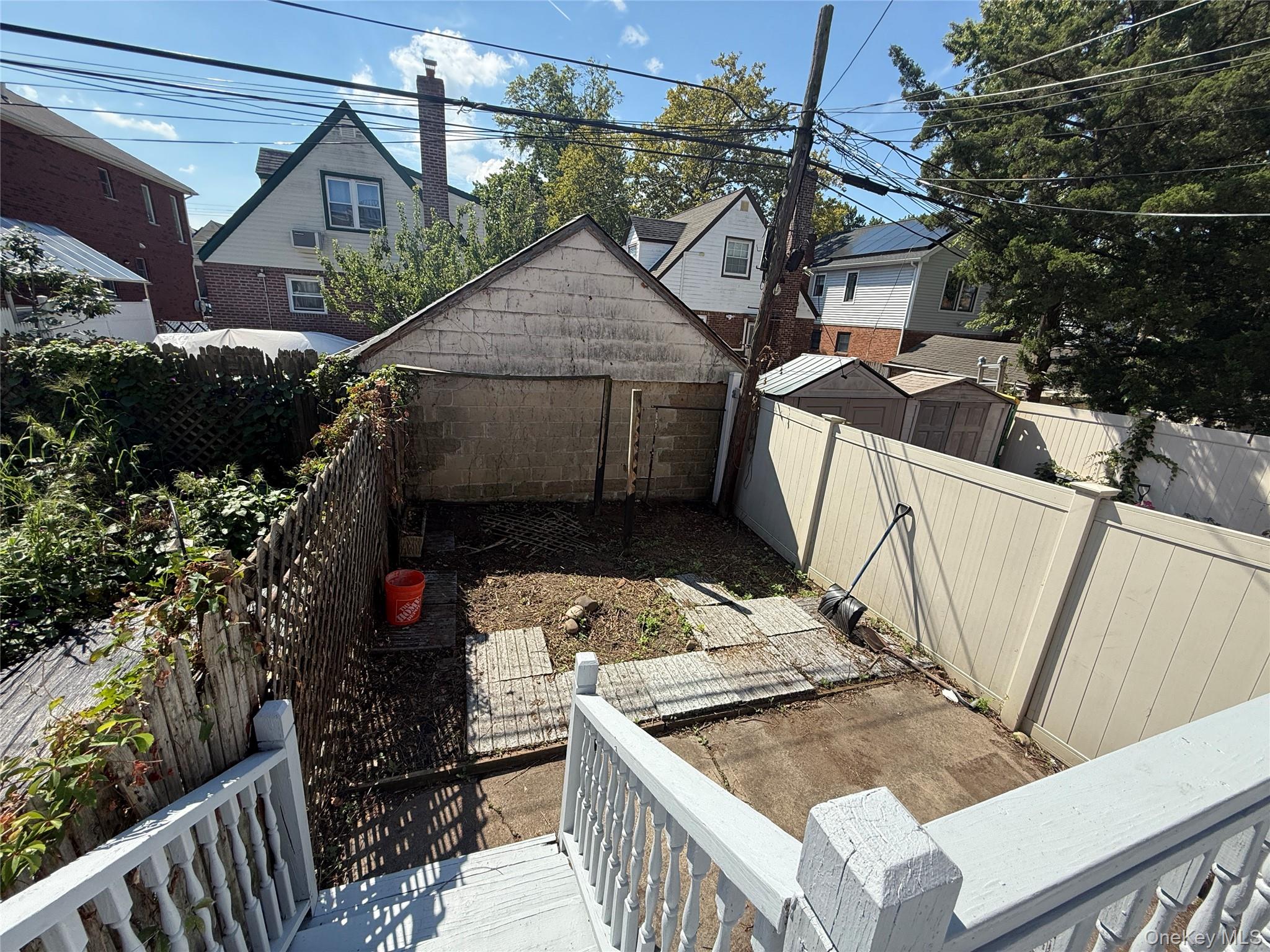 16042 26th Avenue, Flushing, NY 11358